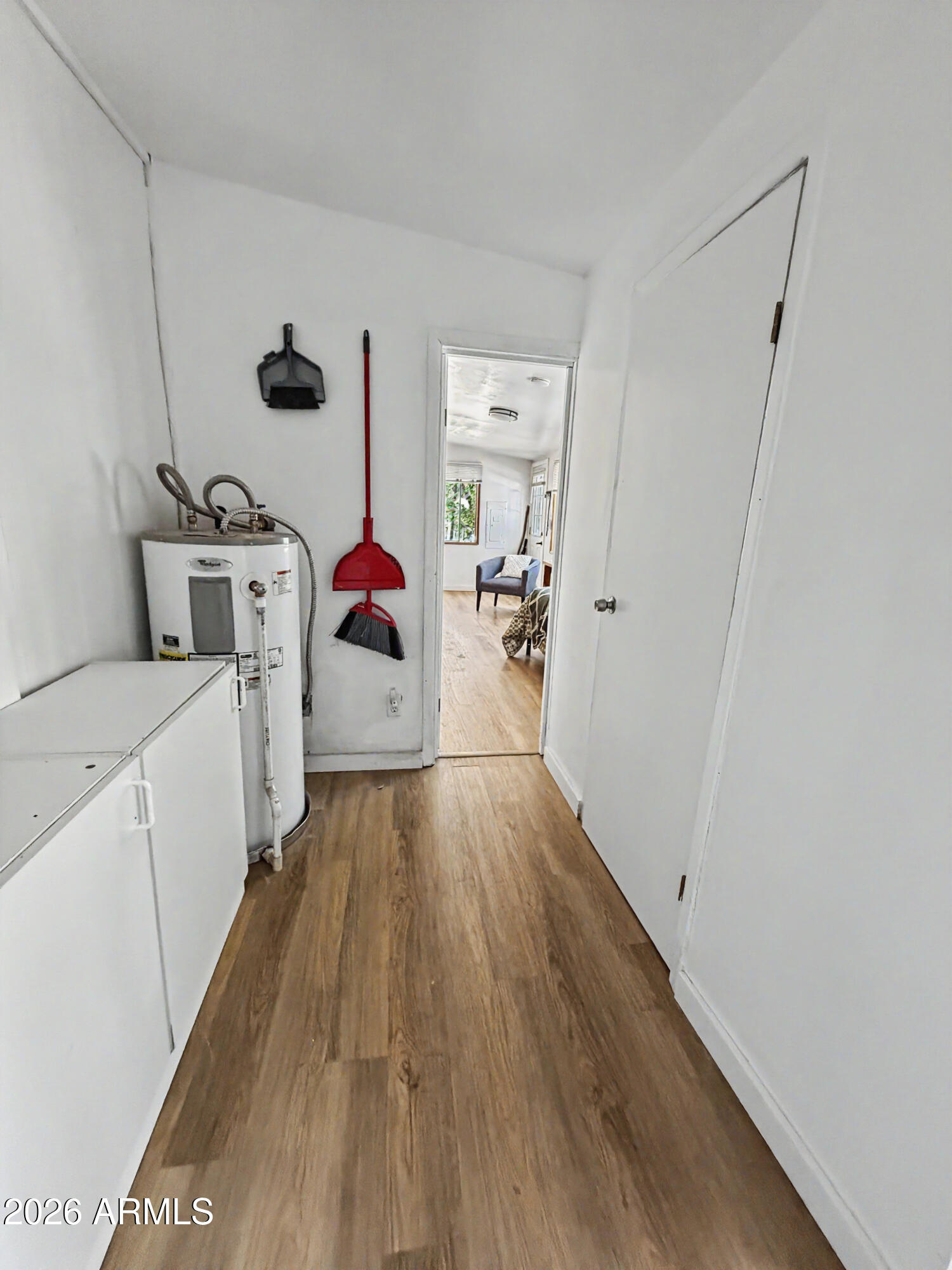 COOL PINES - Residential