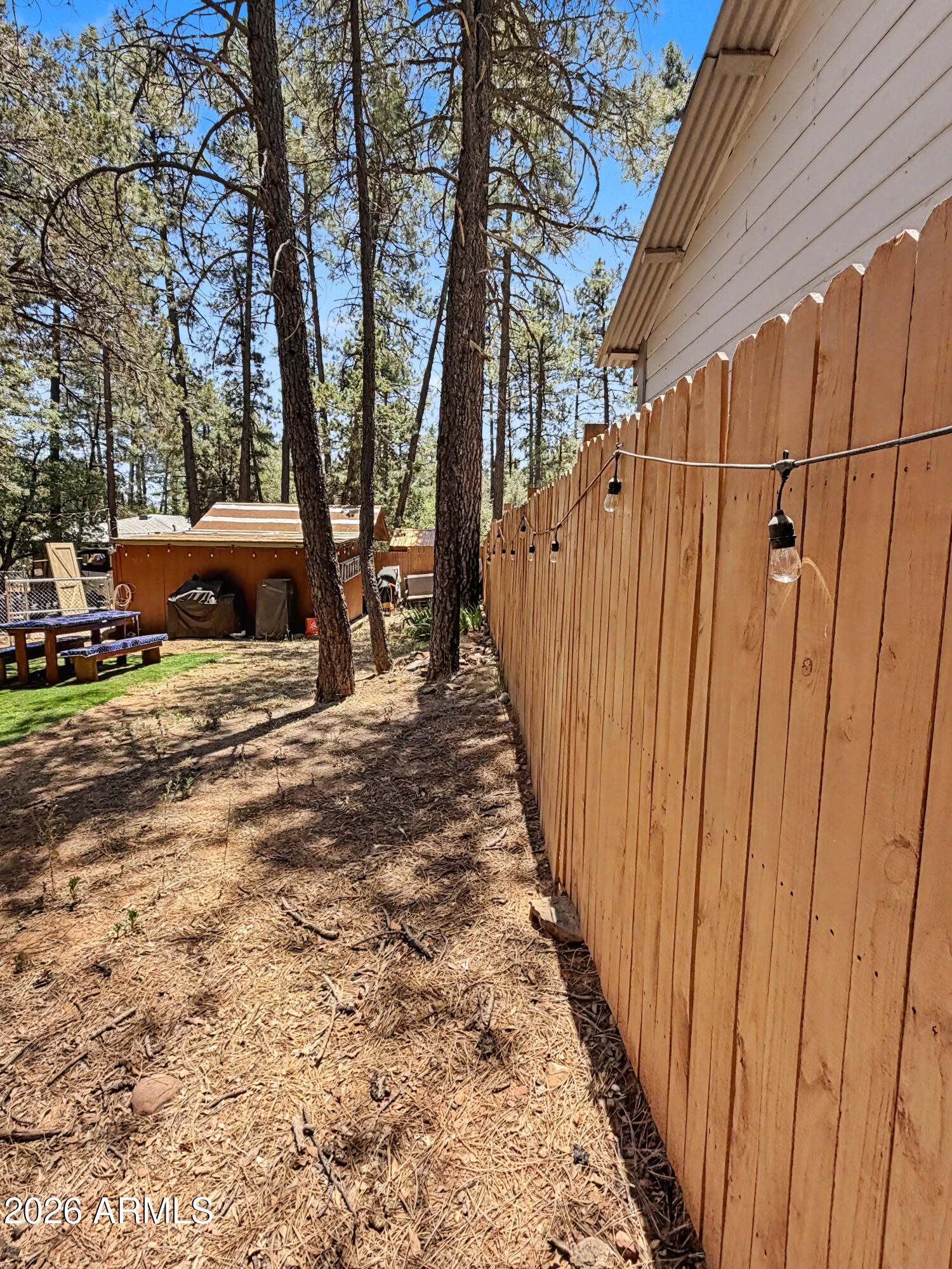 COOL PINES - Residential