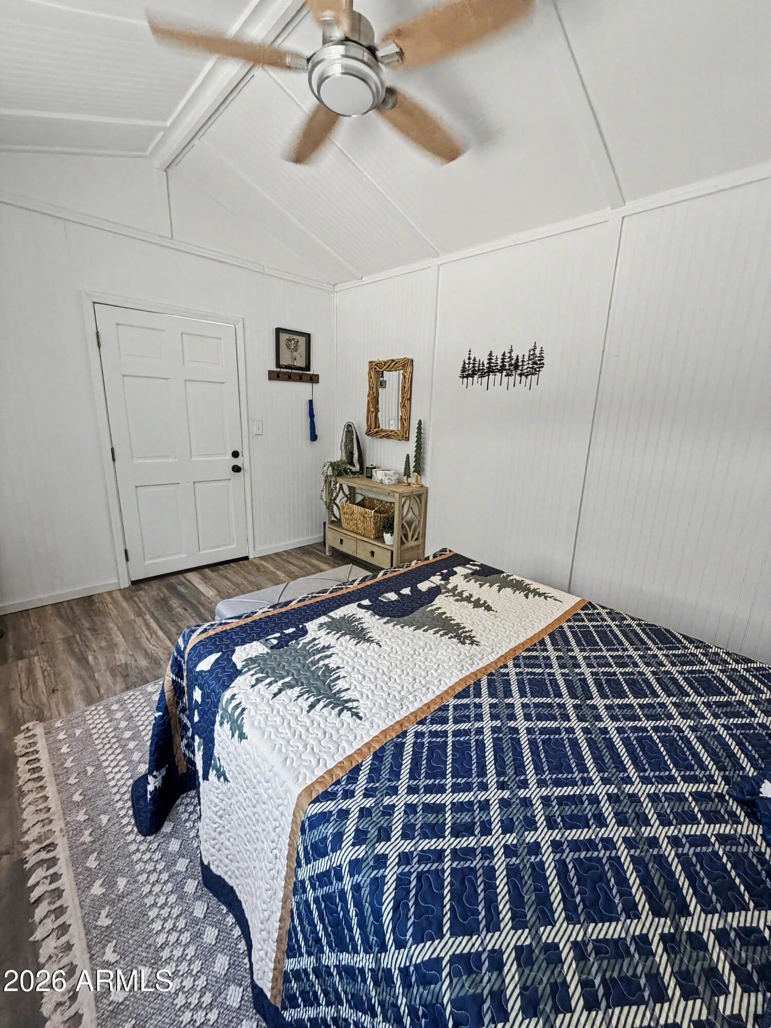 COOL PINES - Residential