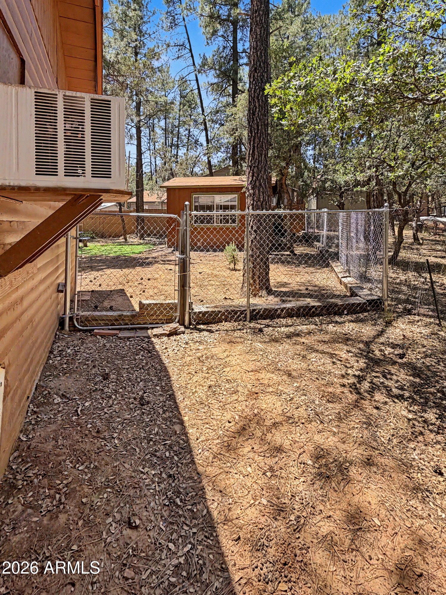 COOL PINES - Residential