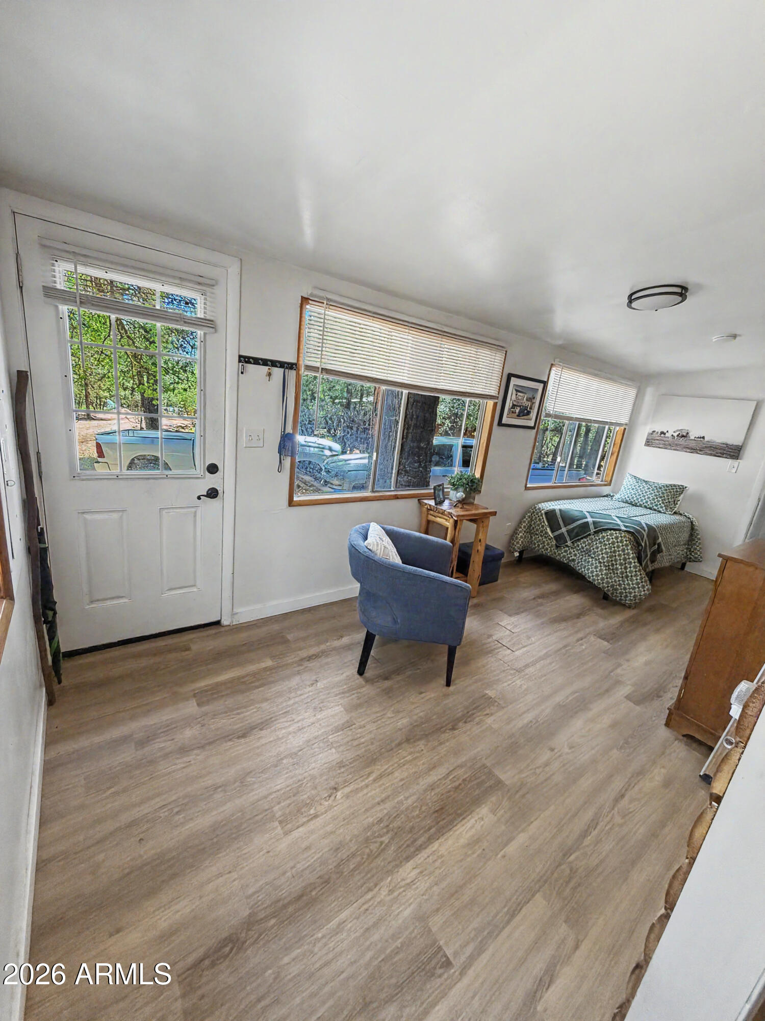 COOL PINES - Residential