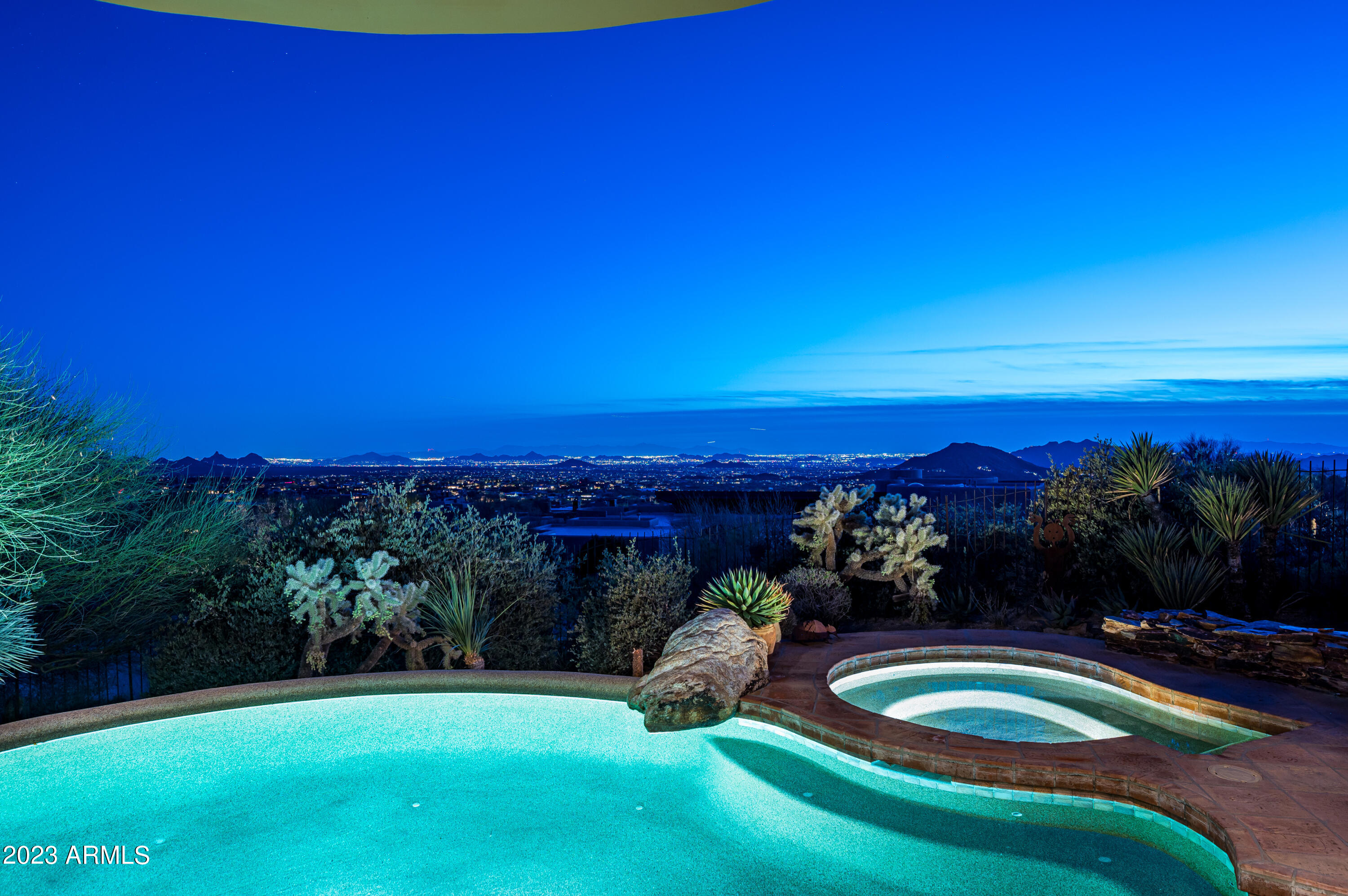 DESERT MOUNTAIN - Residential