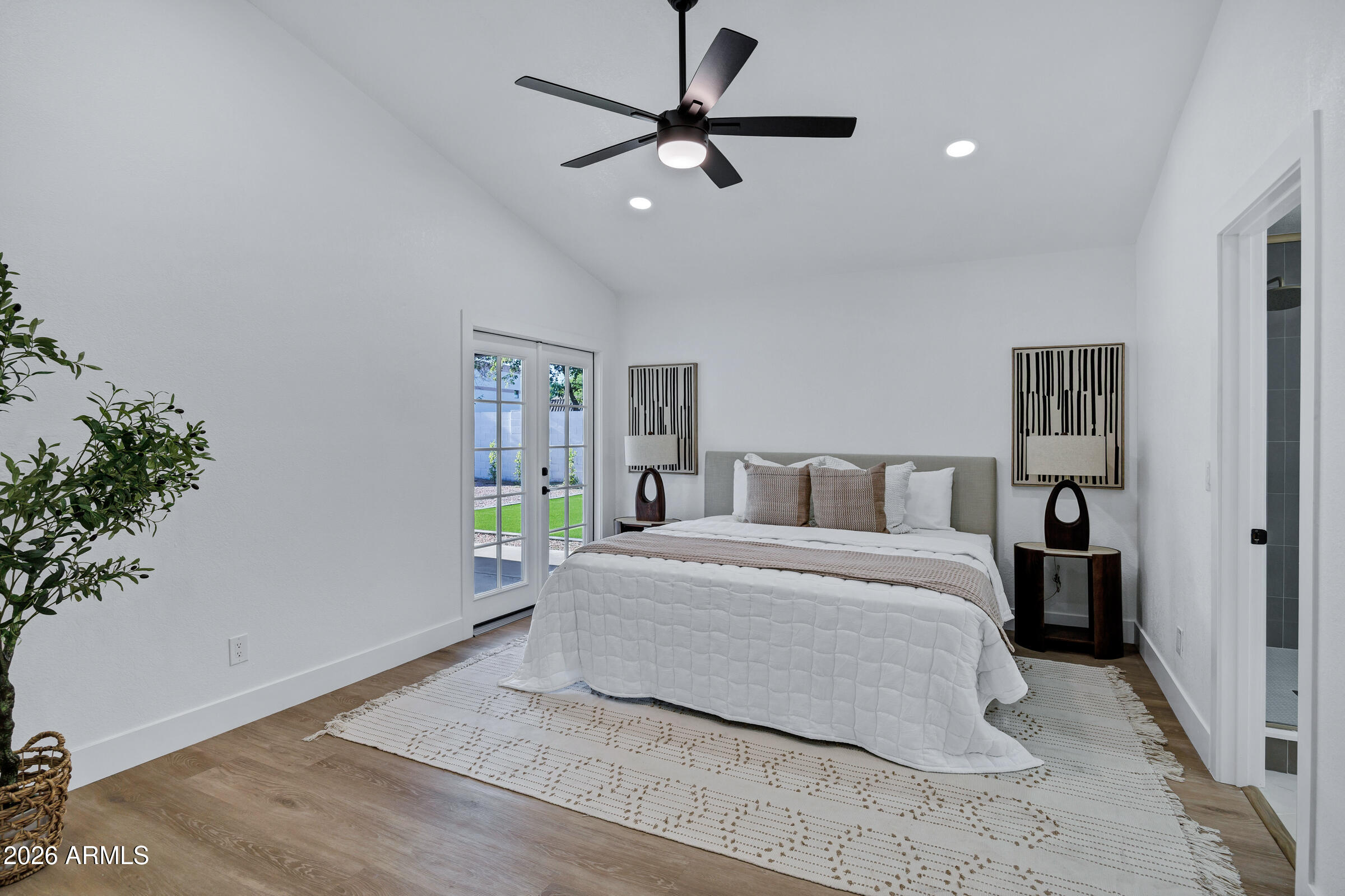 NORTHPOINTE 4 - Residential