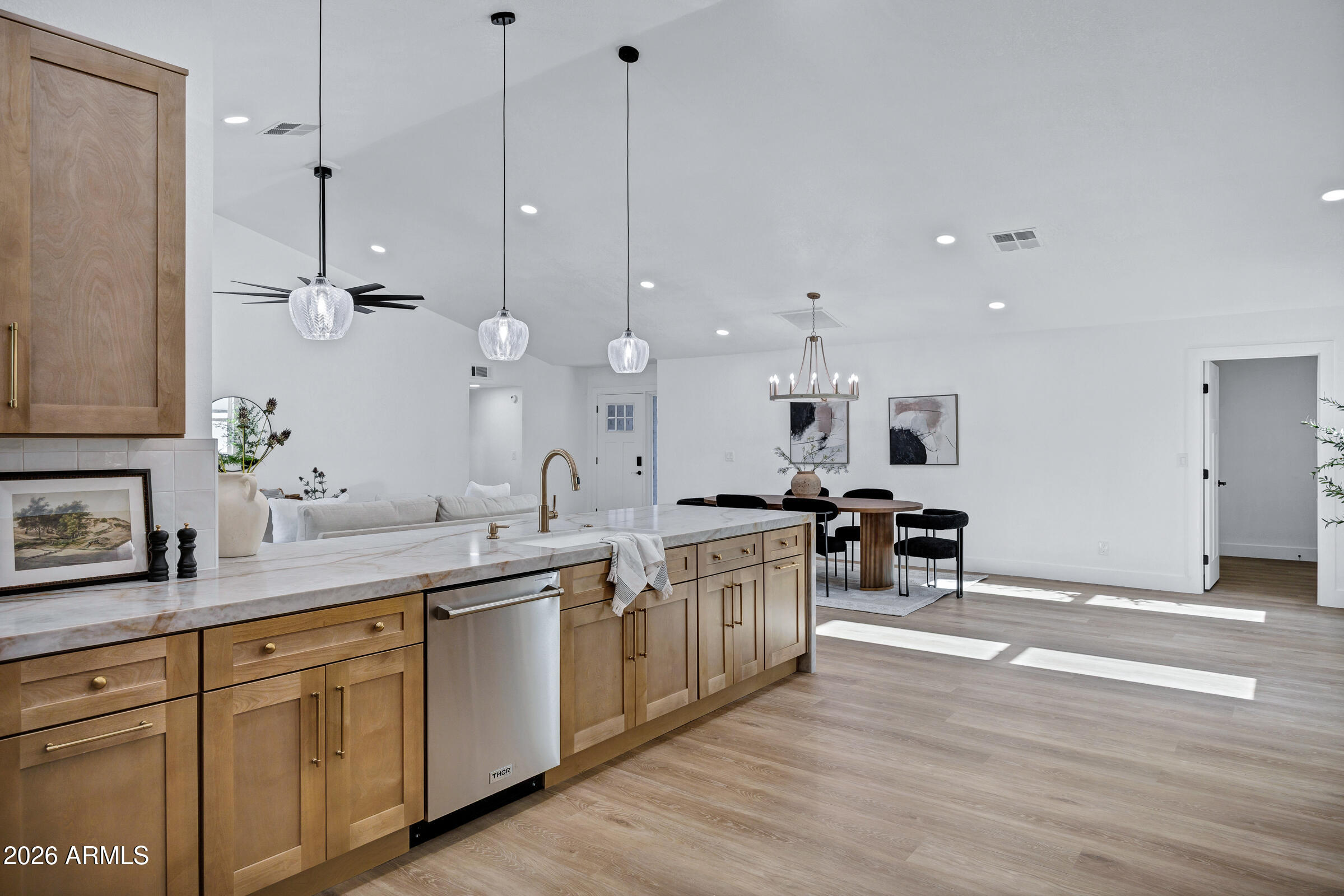 NORTHPOINTE 4 - Residential
