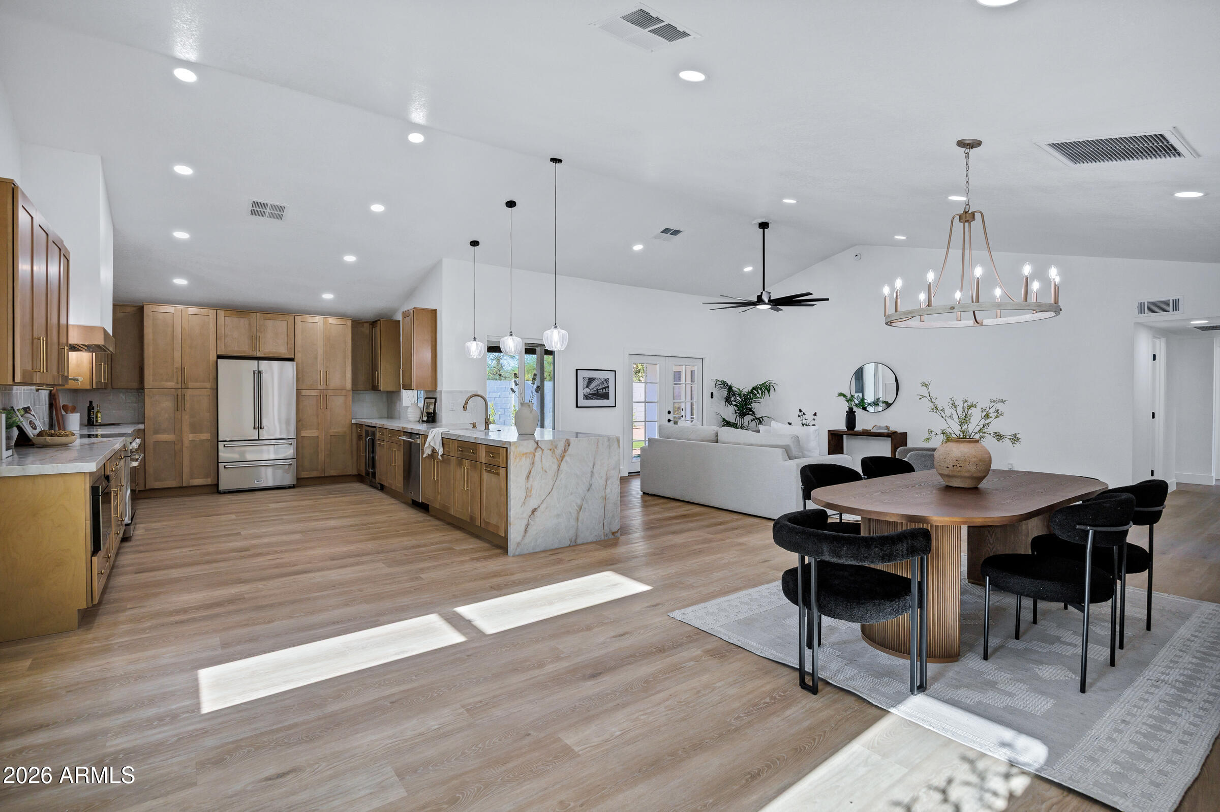 NORTHPOINTE 4 - Residential