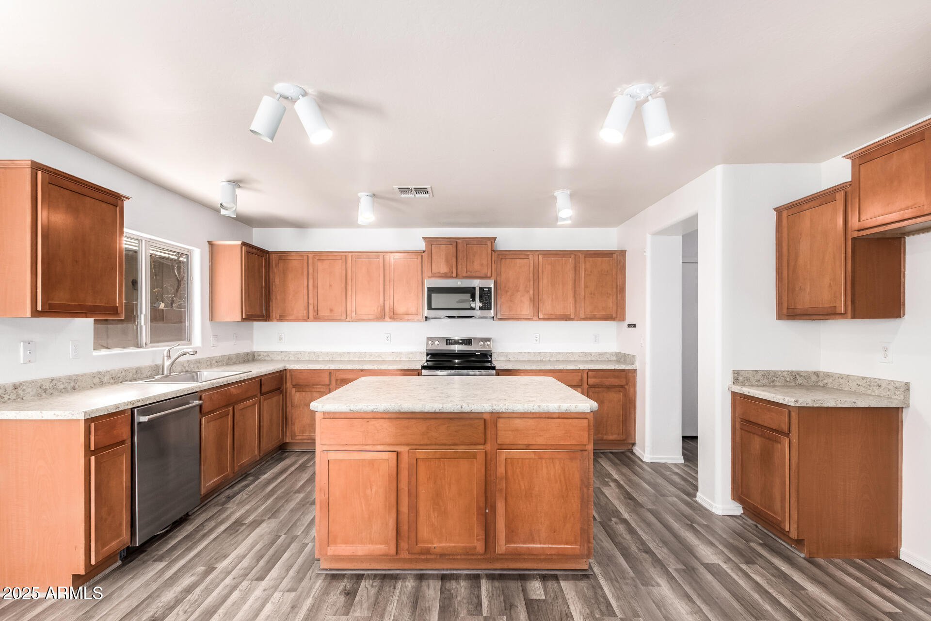 CARTER RANCH - Residential