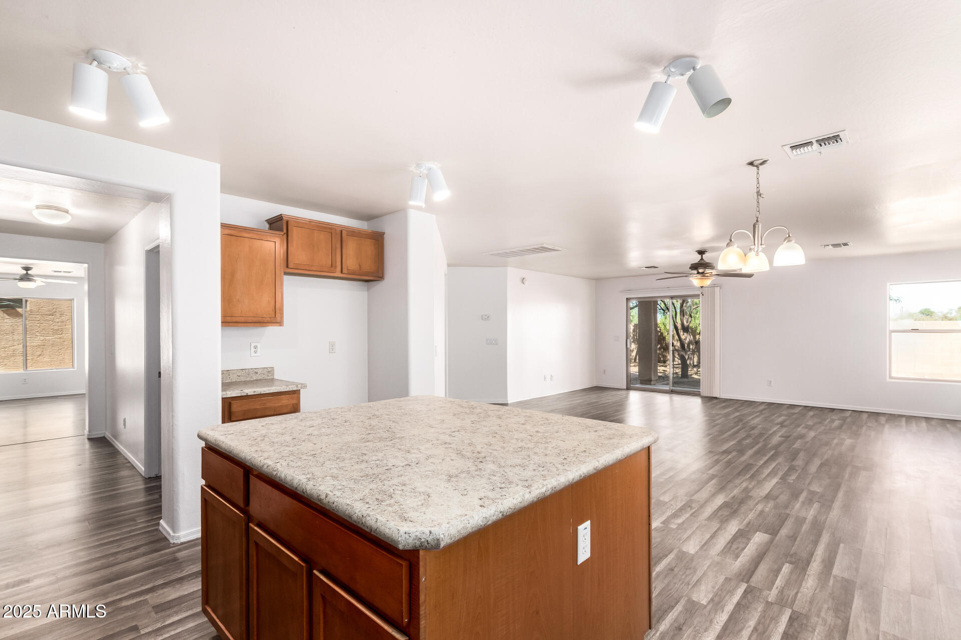 CARTER RANCH - Residential