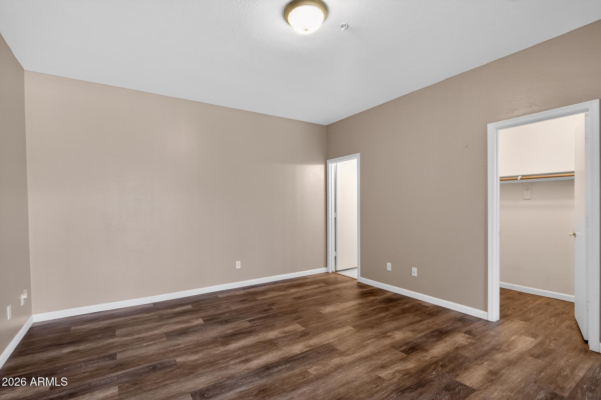 COTTONWOOD SQUARE/COTTONWOOD COMMONS - Residential