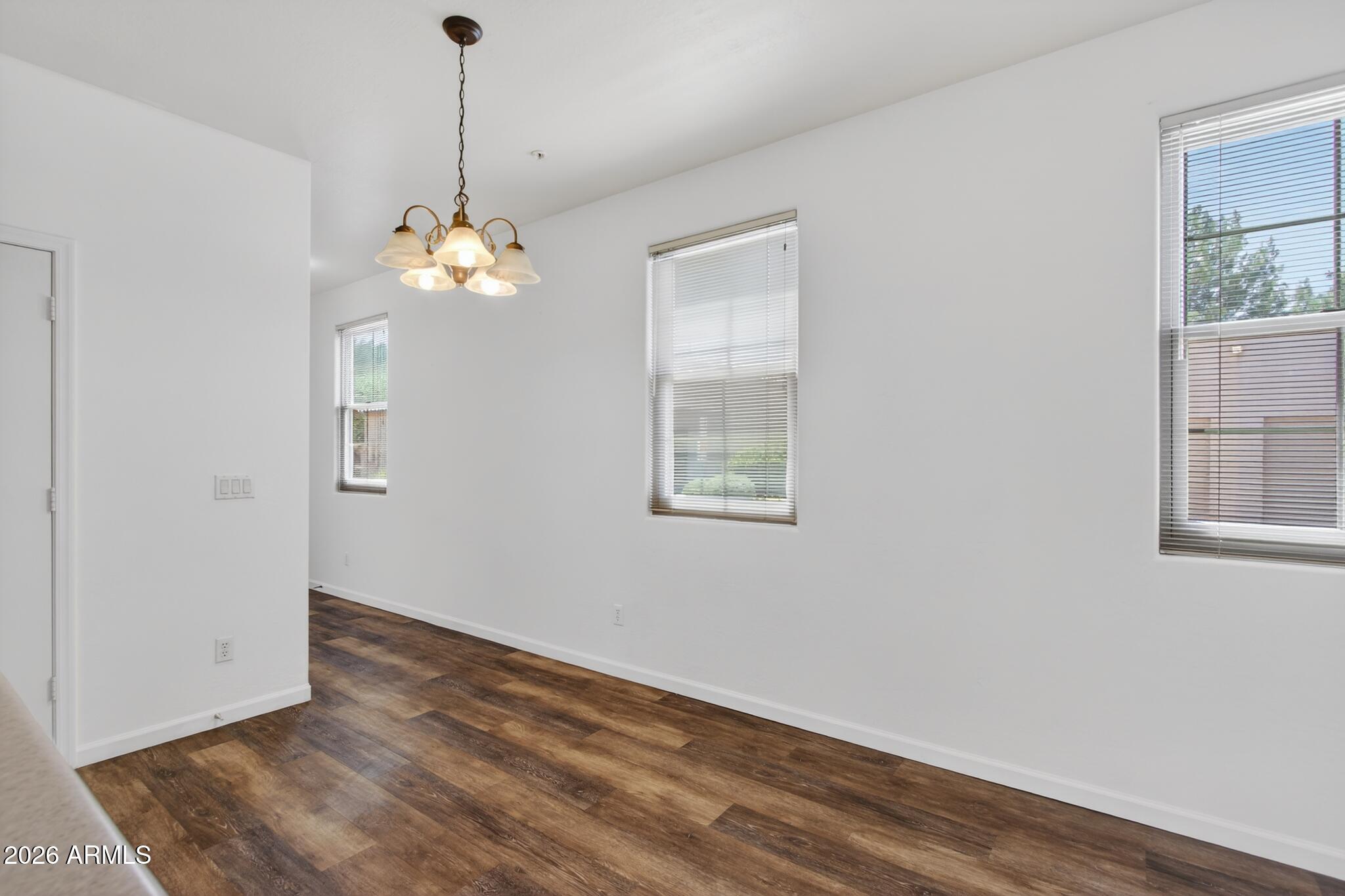 COTTONWOOD SQUARE/COTTONWOOD COMMONS - Residential