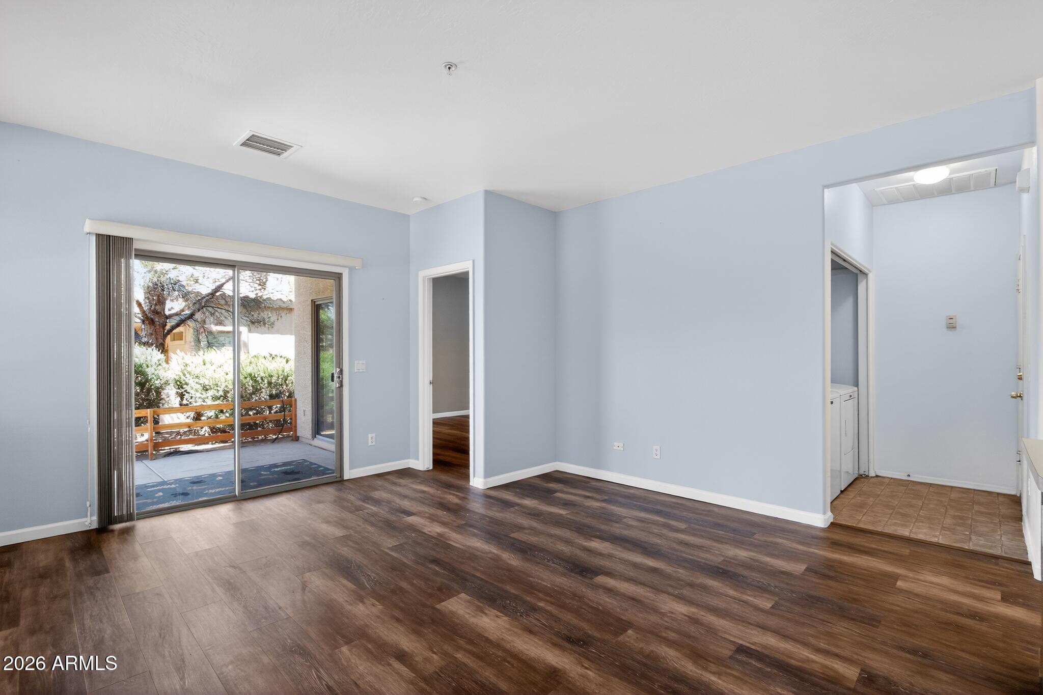 COTTONWOOD SQUARE/COTTONWOOD COMMONS - Residential