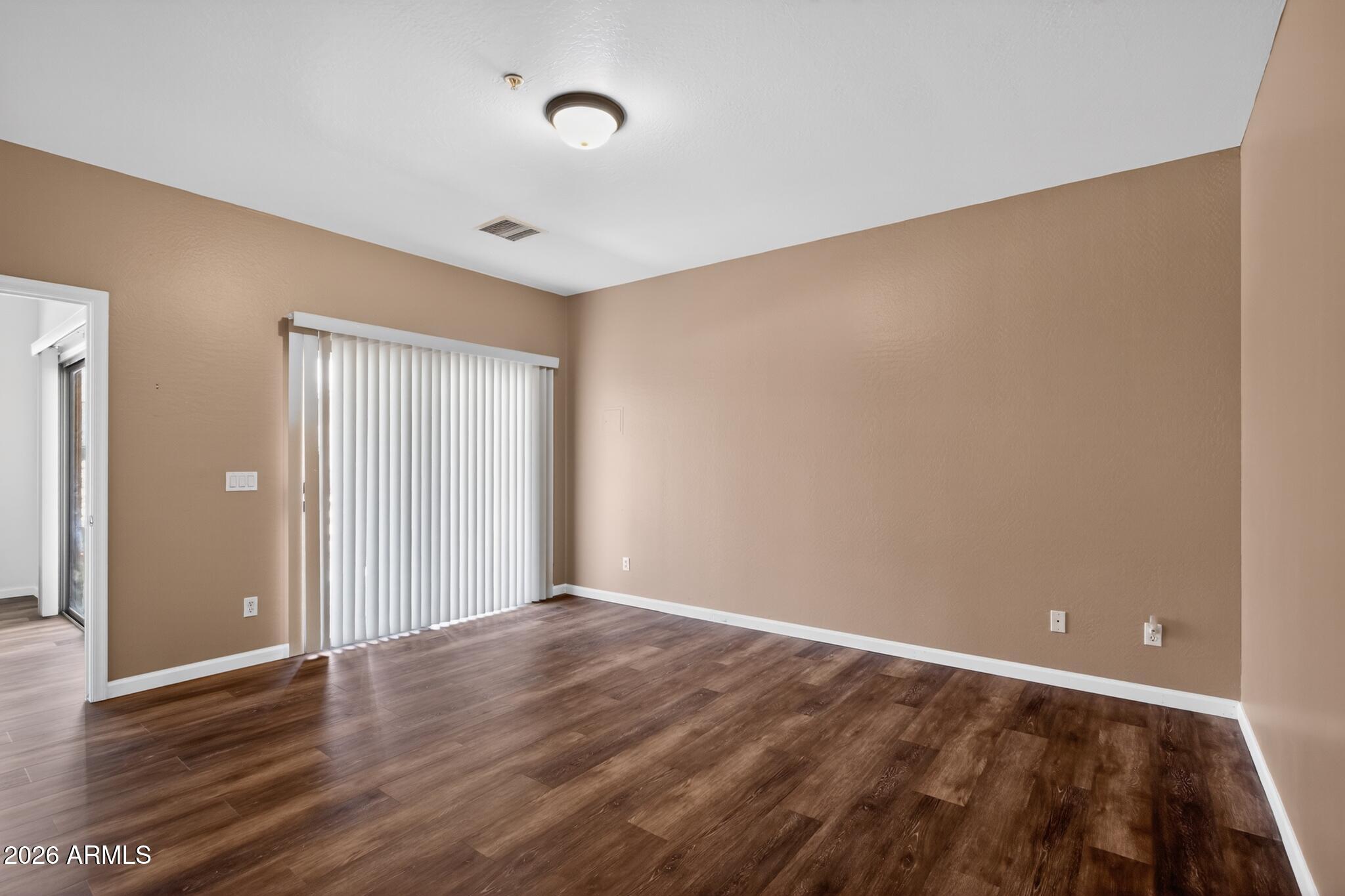 COTTONWOOD SQUARE/COTTONWOOD COMMONS - Residential