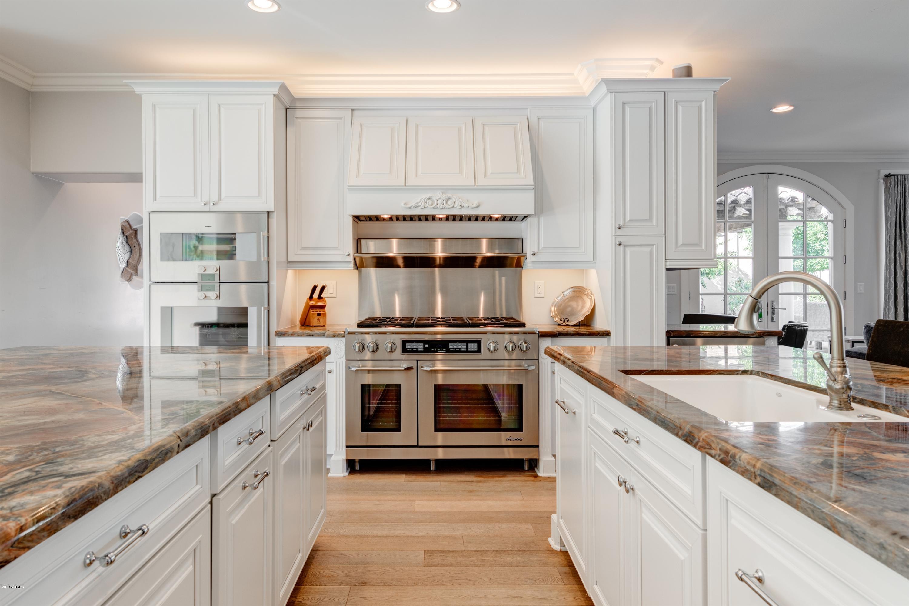 APACHE ESTATES - Residential