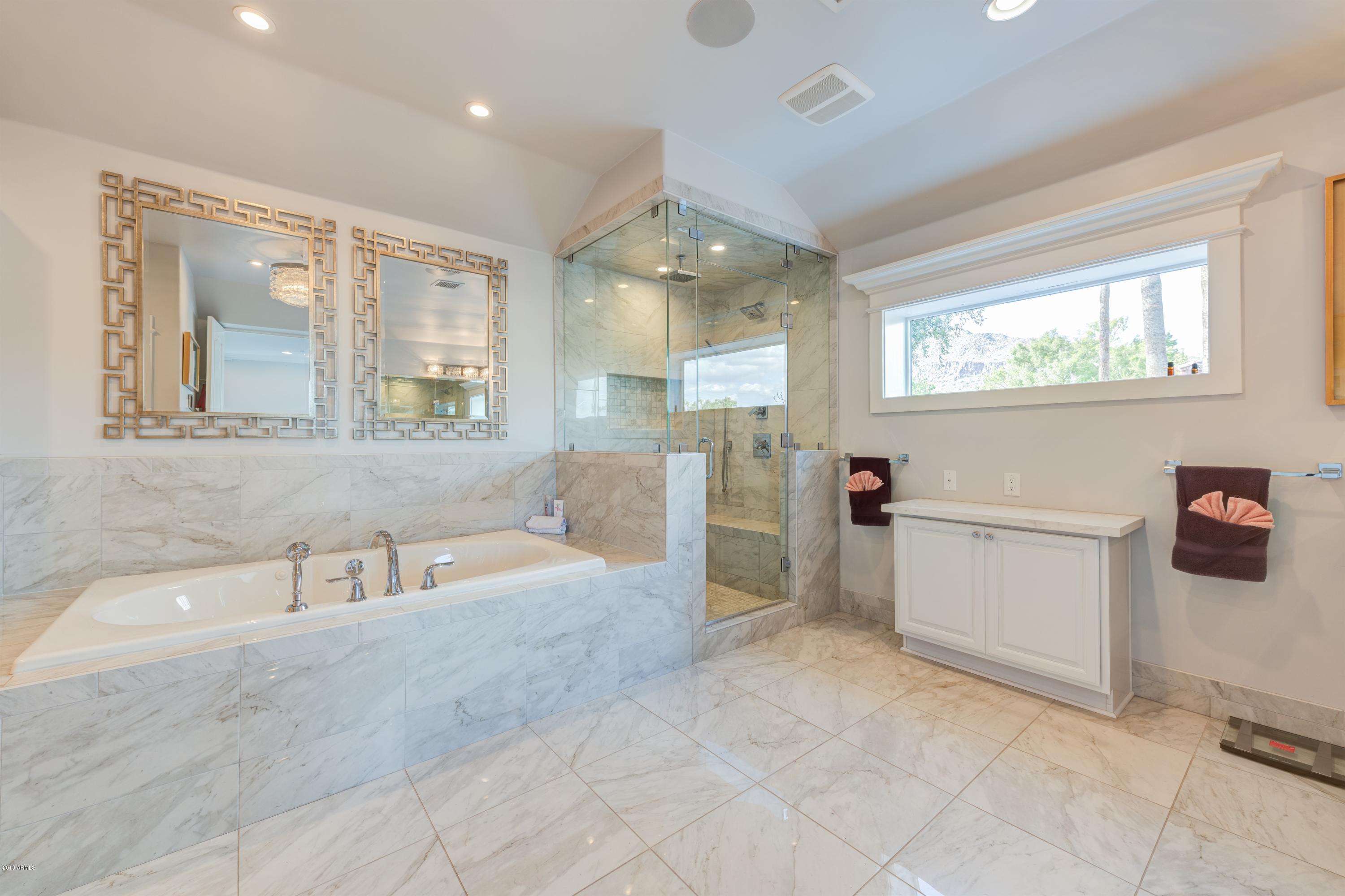 APACHE ESTATES - Residential