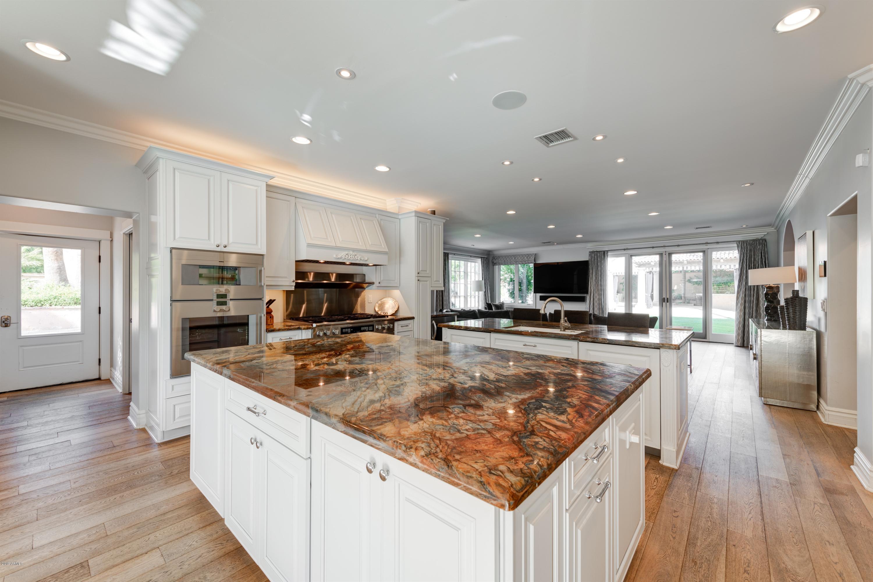 APACHE ESTATES - Residential