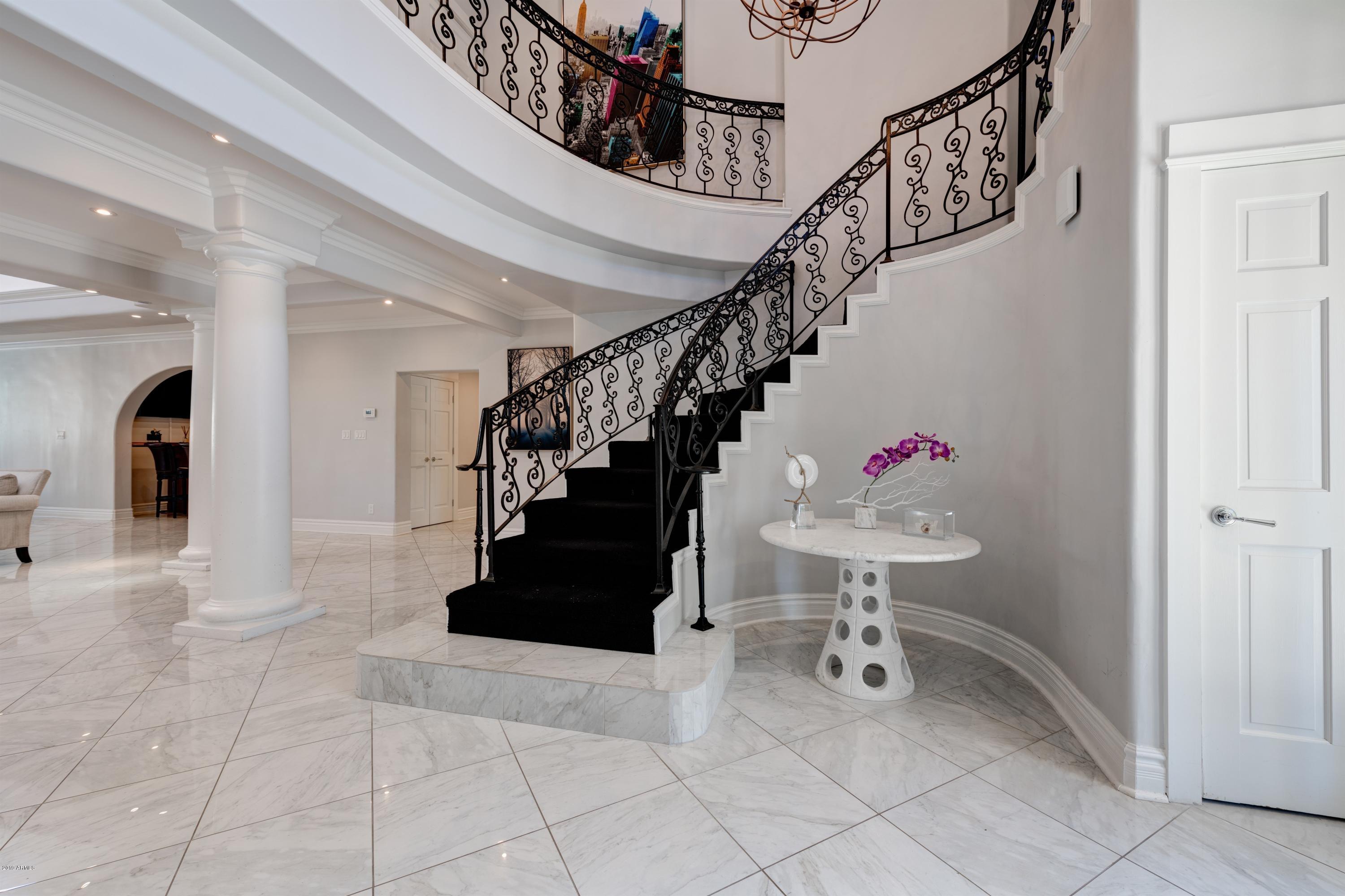 APACHE ESTATES - Residential