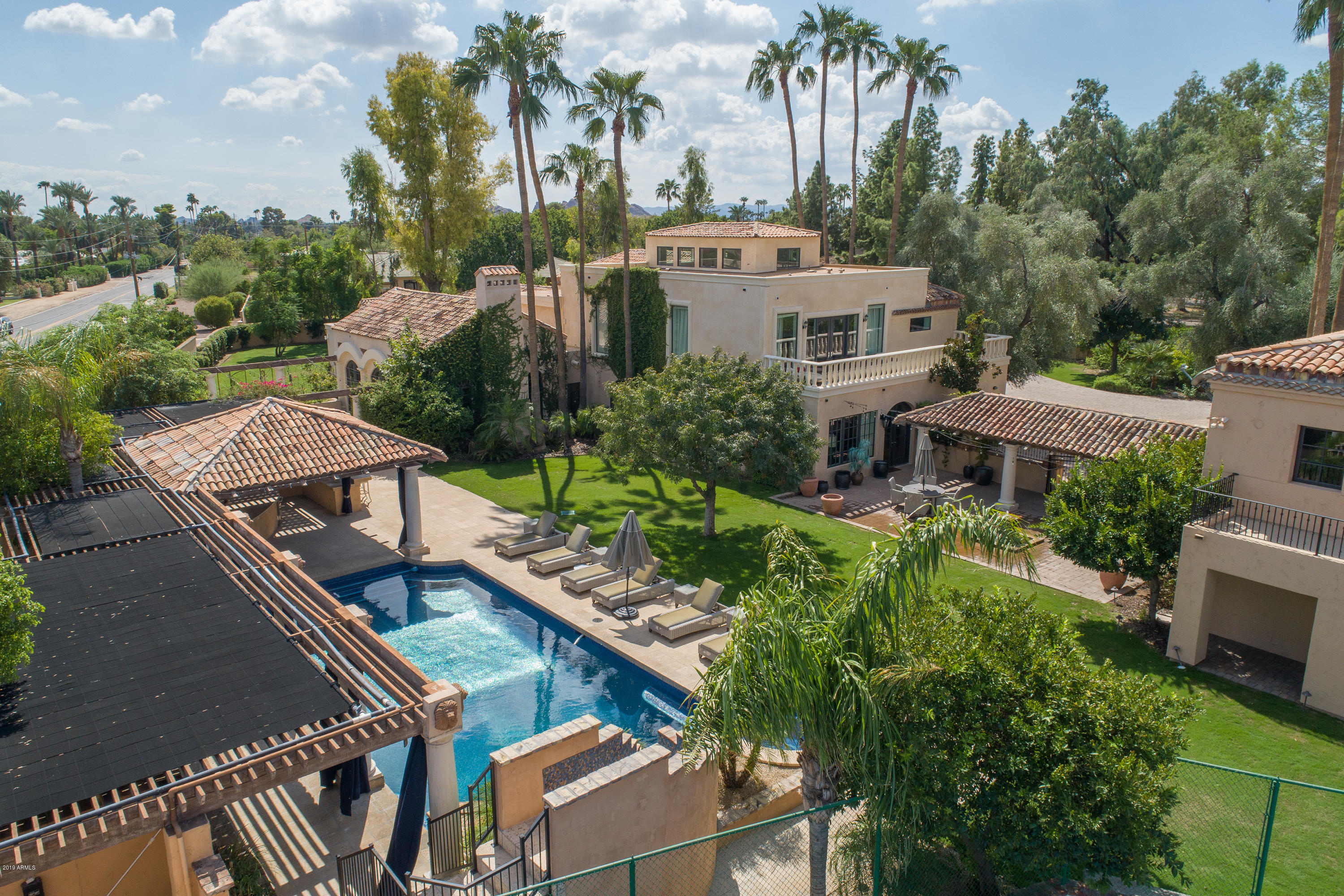 APACHE ESTATES - Residential
