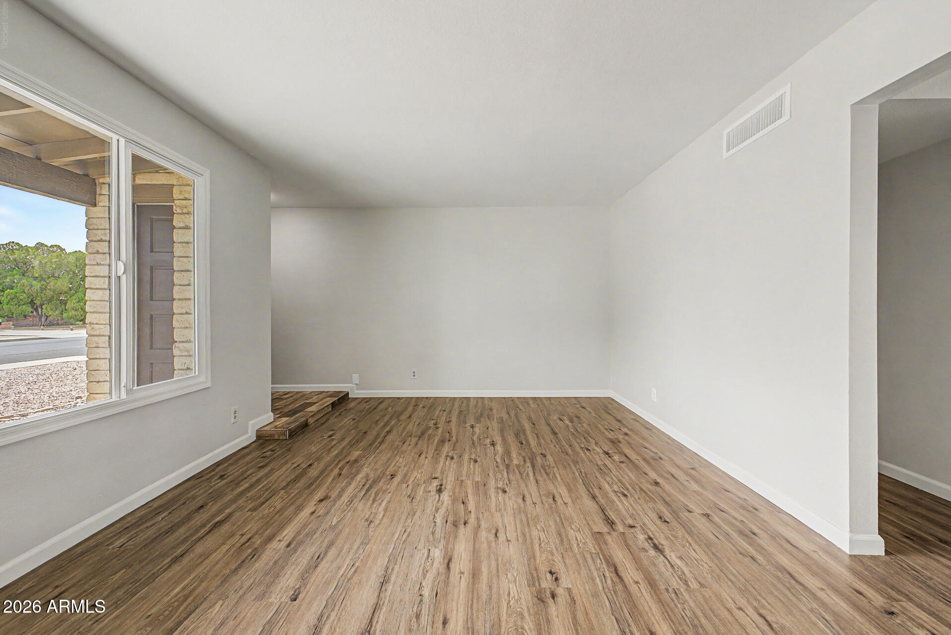 TEMPE ROYAL PALMS 10 - Residential