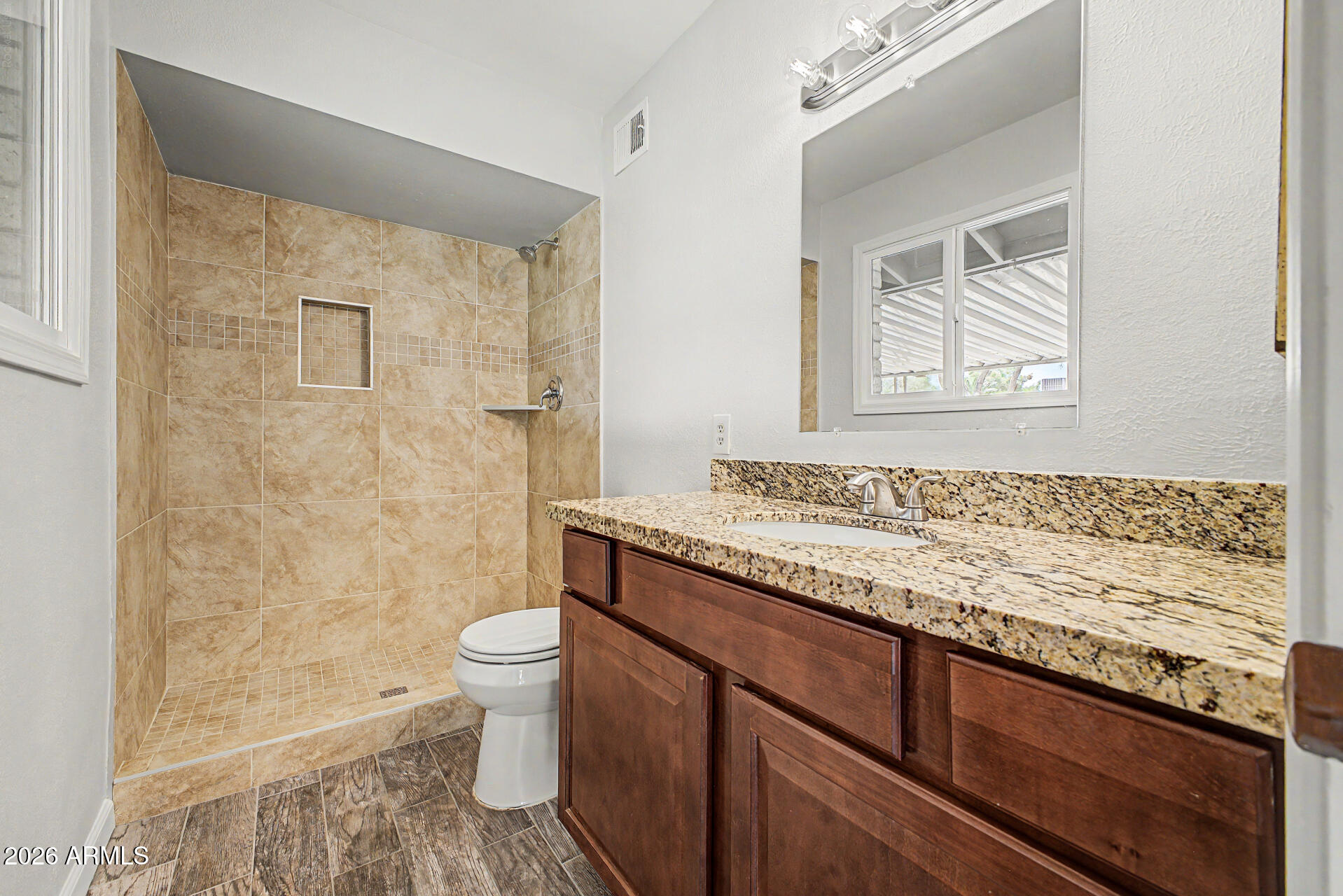 TEMPE ROYAL PALMS 10 - Residential