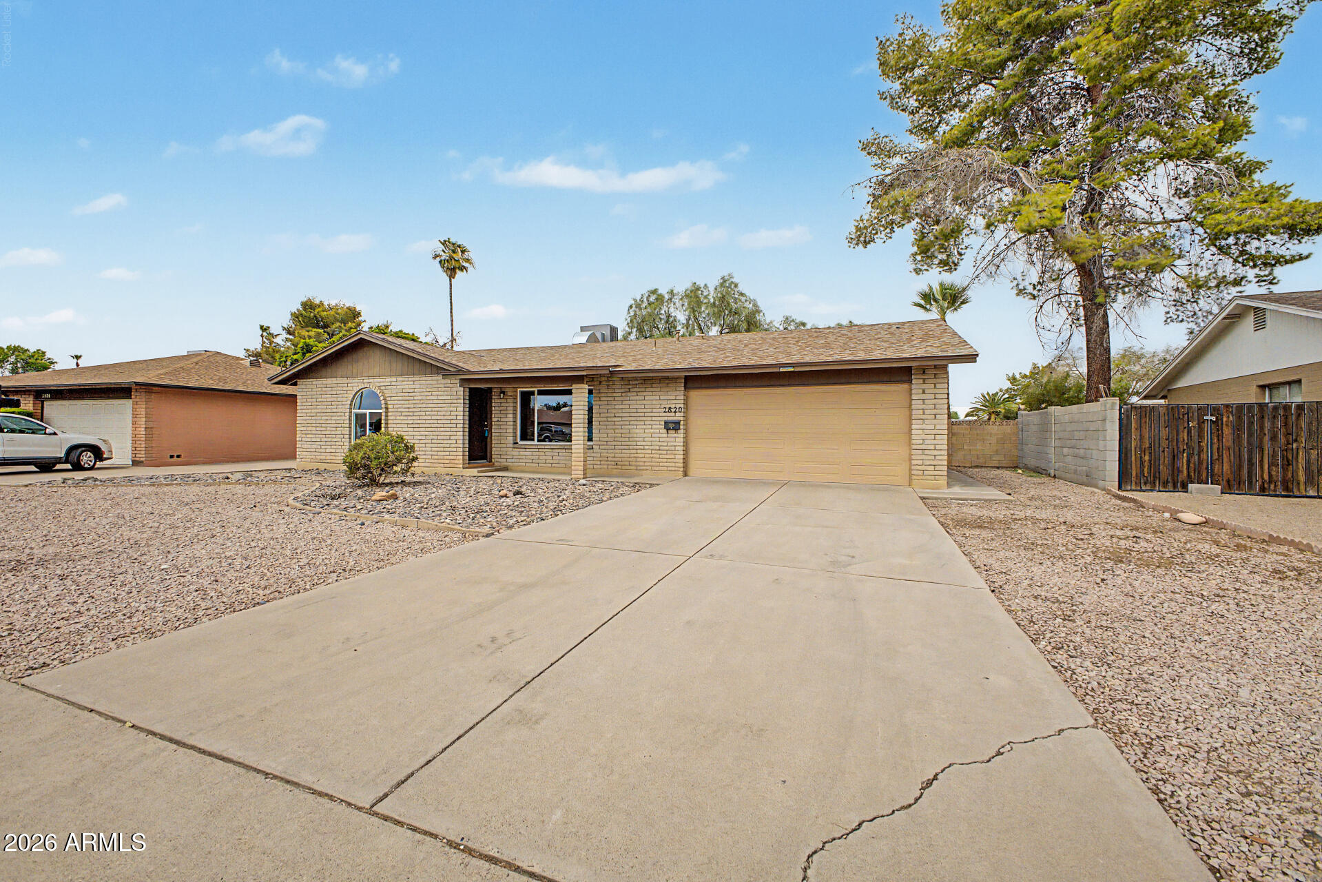 TEMPE ROYAL PALMS 10 - Residential