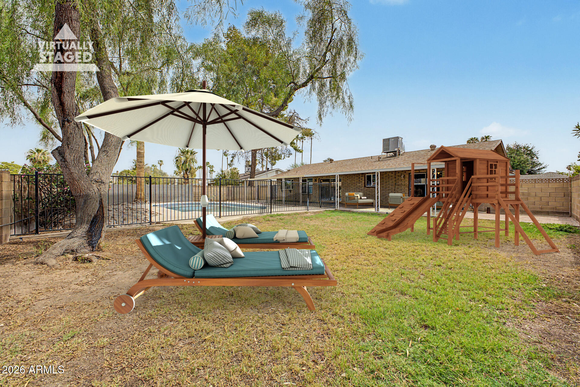 TEMPE ROYAL PALMS 10 - Residential