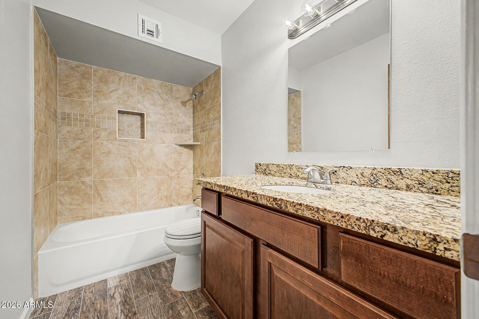 TEMPE ROYAL PALMS 10 - Residential