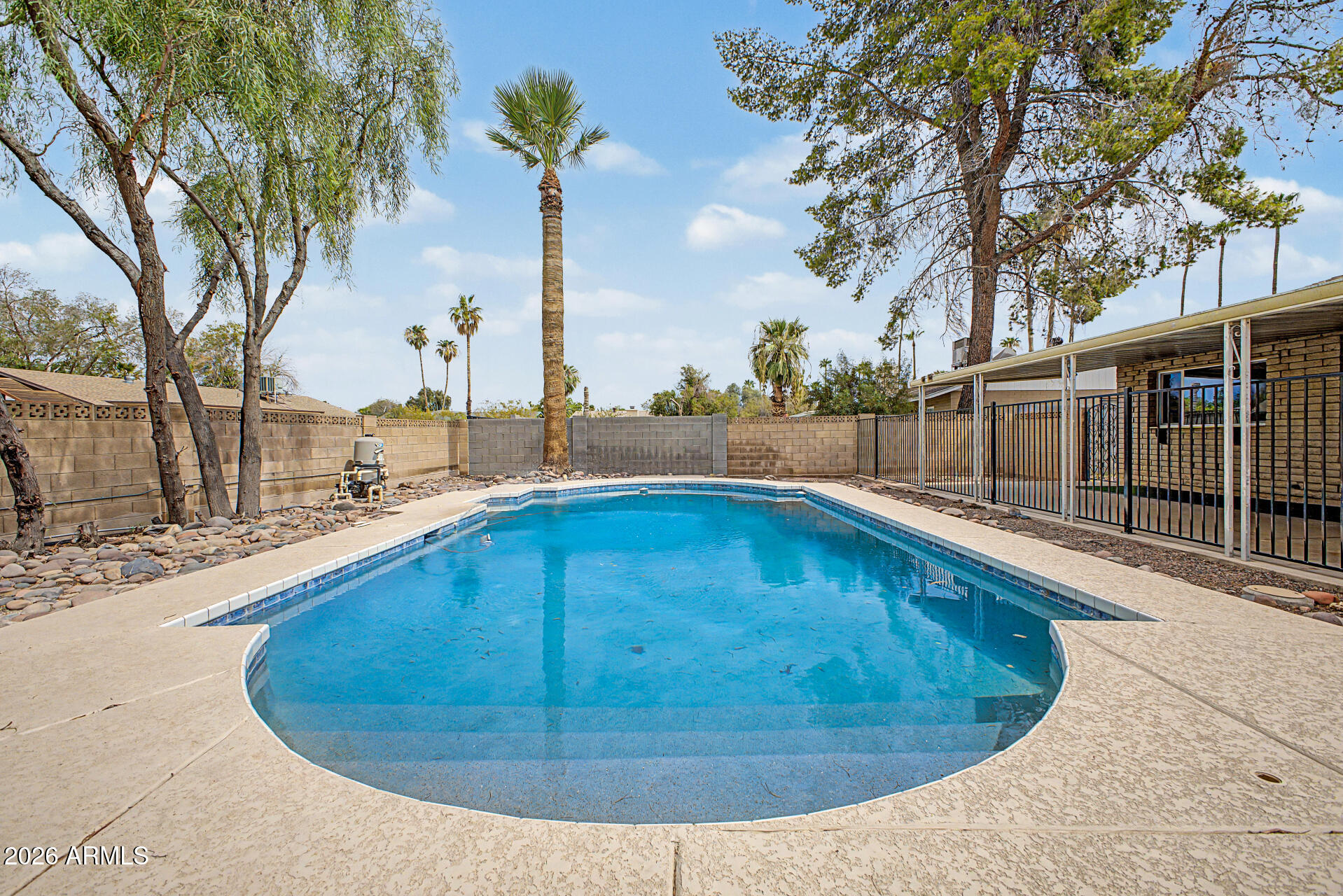 TEMPE ROYAL PALMS 10 - Residential