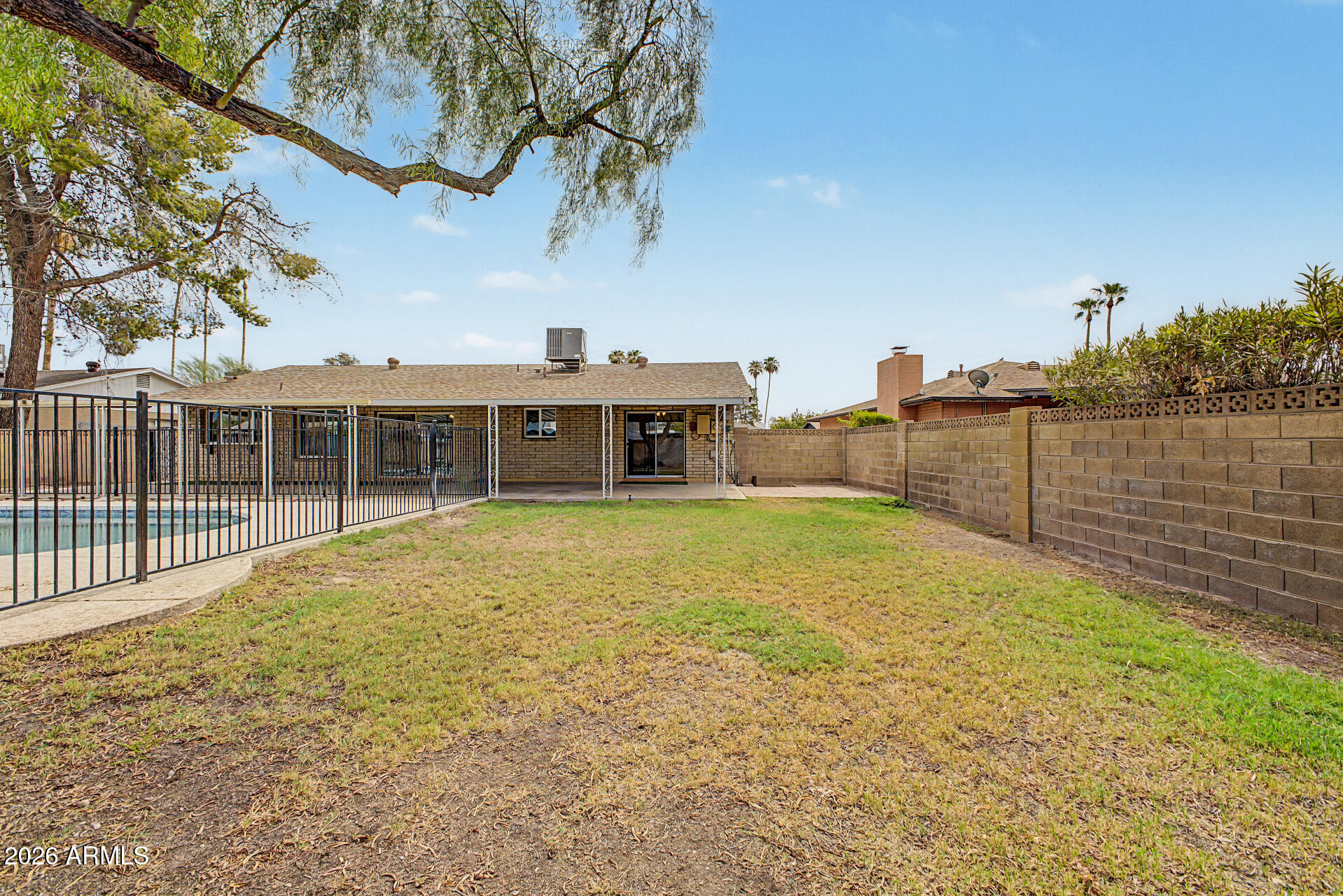TEMPE ROYAL PALMS 10 - Residential