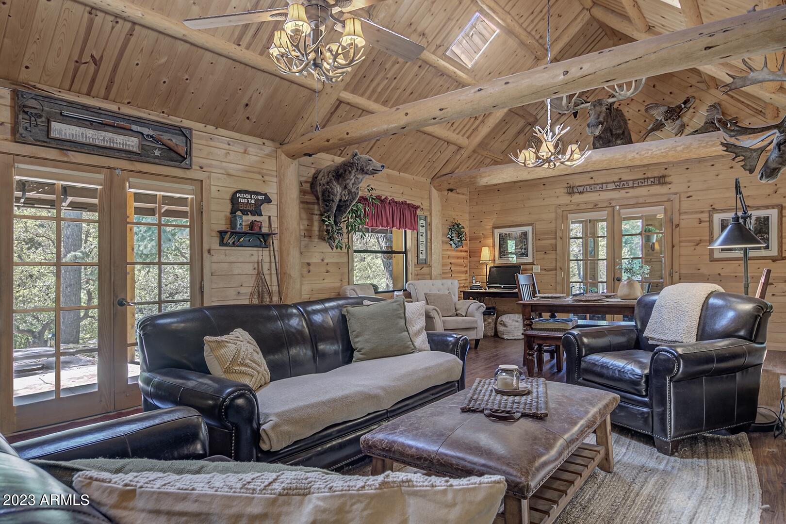 TONTO CREEK ESTATES - Residential