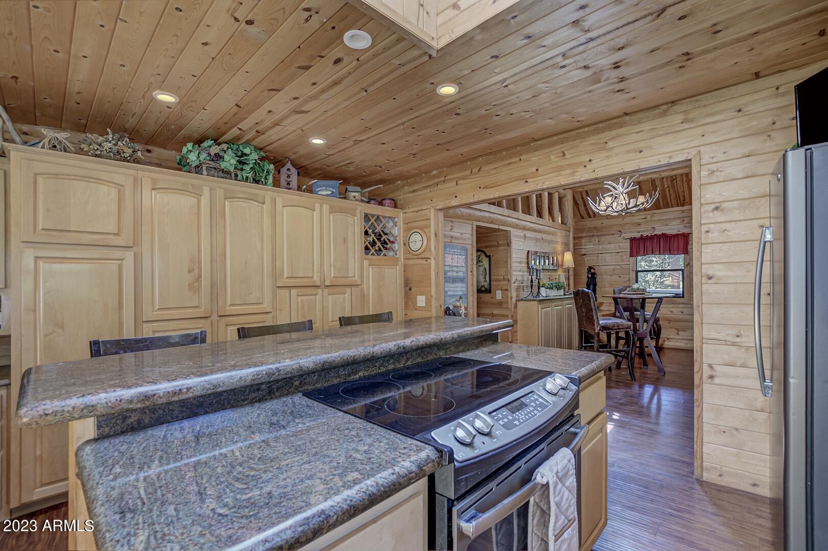 TONTO CREEK ESTATES - Residential