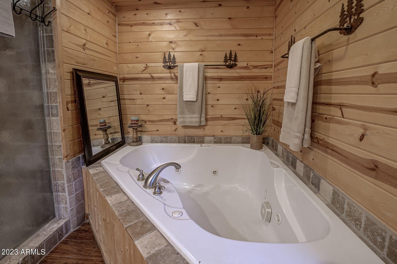 TONTO CREEK ESTATES - Residential