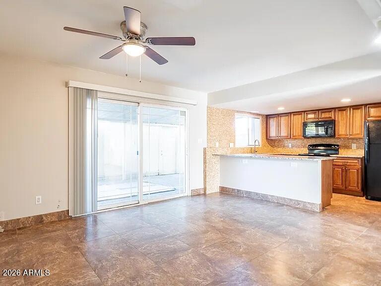 TEMPE GARDENS - Residential