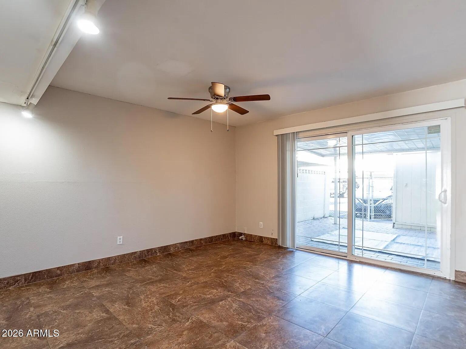 TEMPE GARDENS - Residential