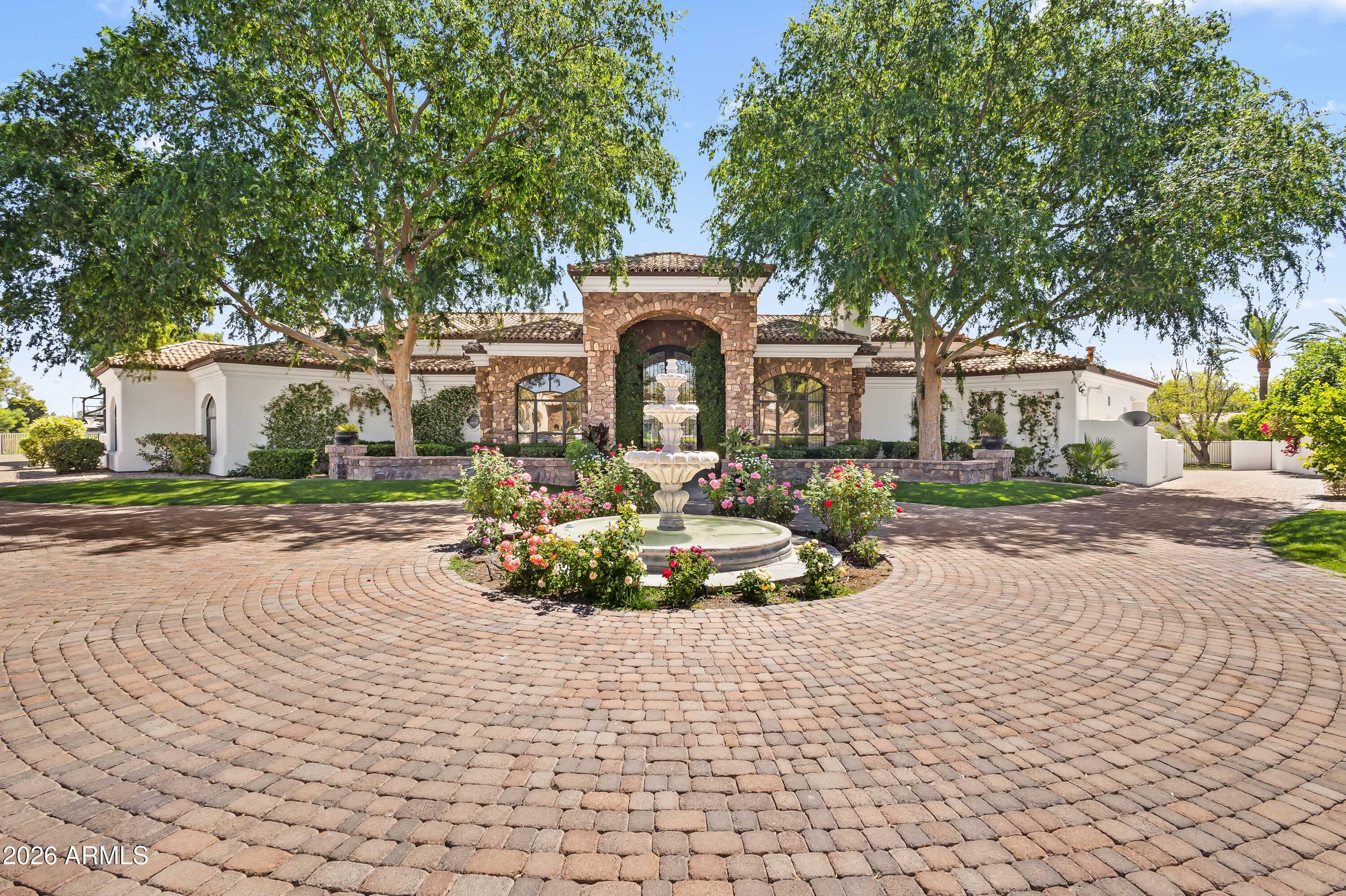 IRONWOOD AT CAMELBACK COUNTRY CLUB - Residential