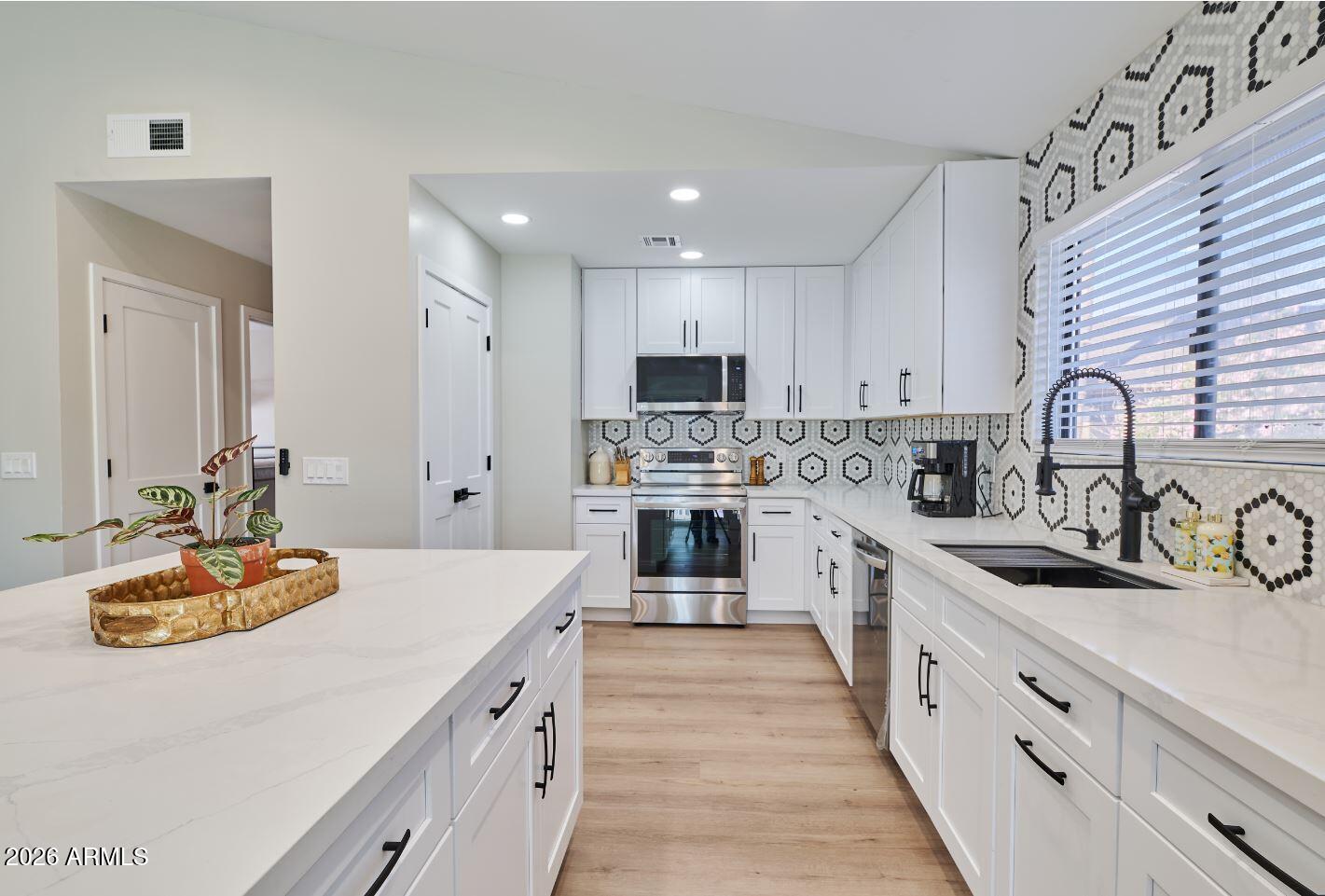 STONEYBROOK - Residential