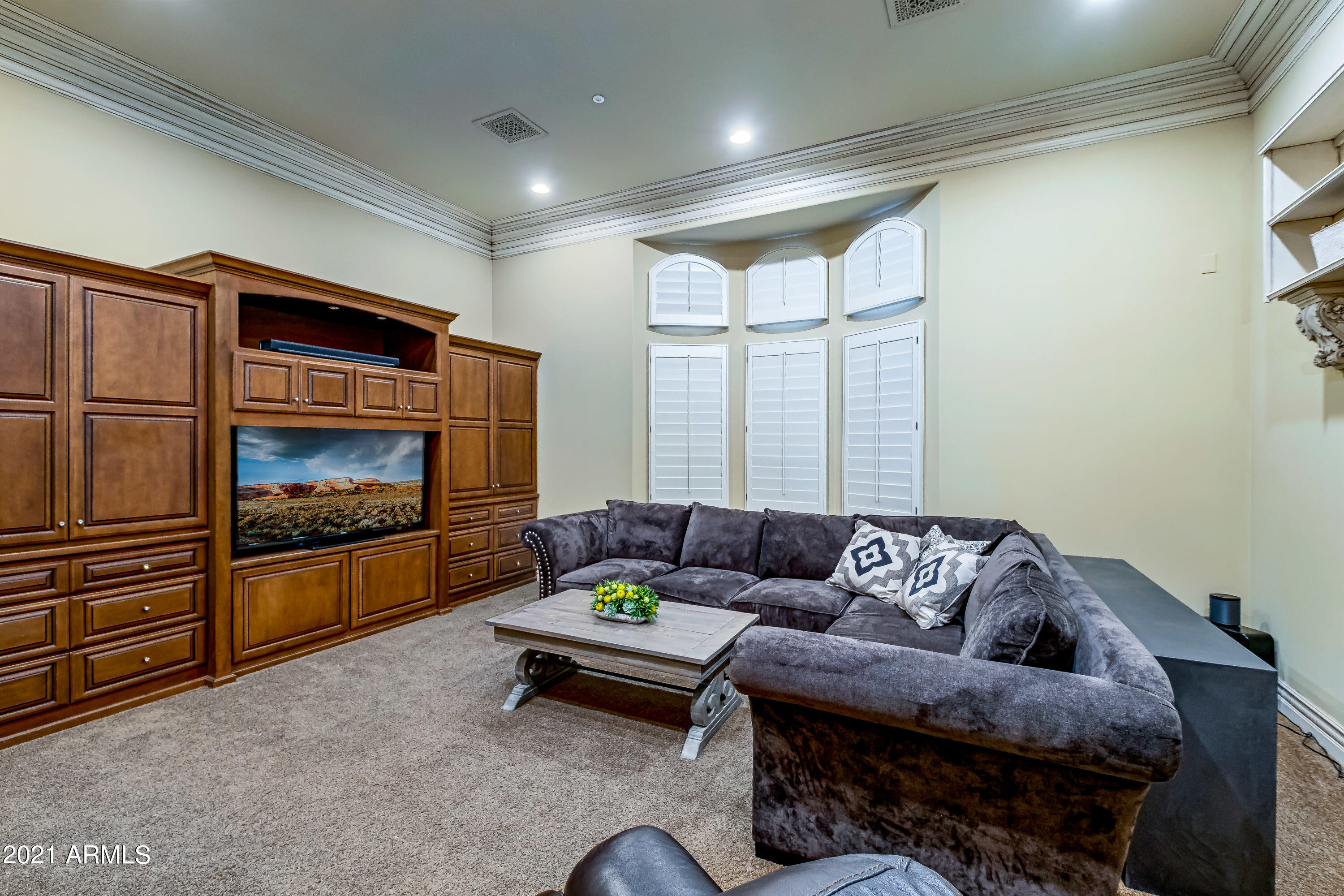 No HOA - Residential