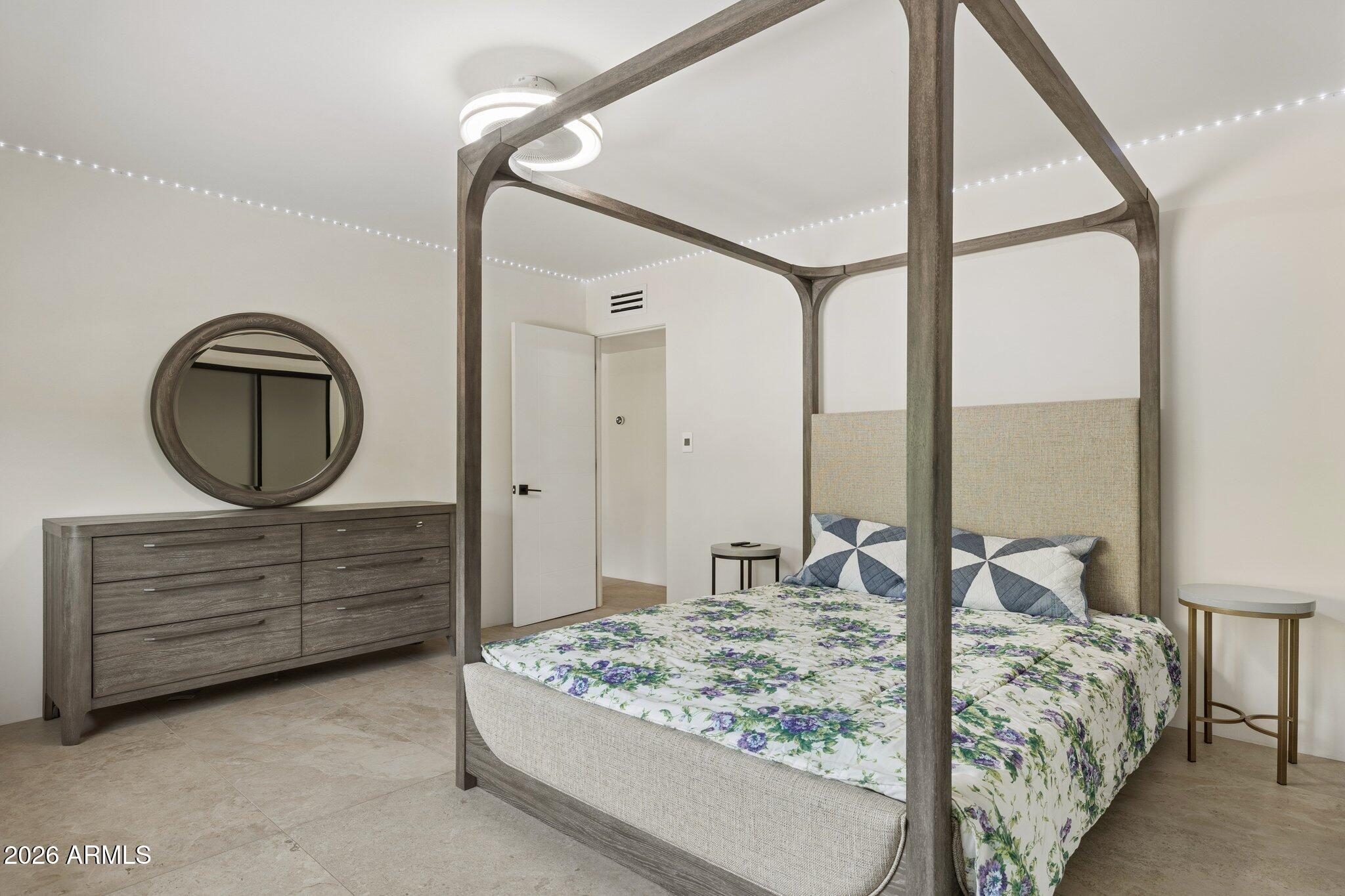 SURREY HILLS - Residential