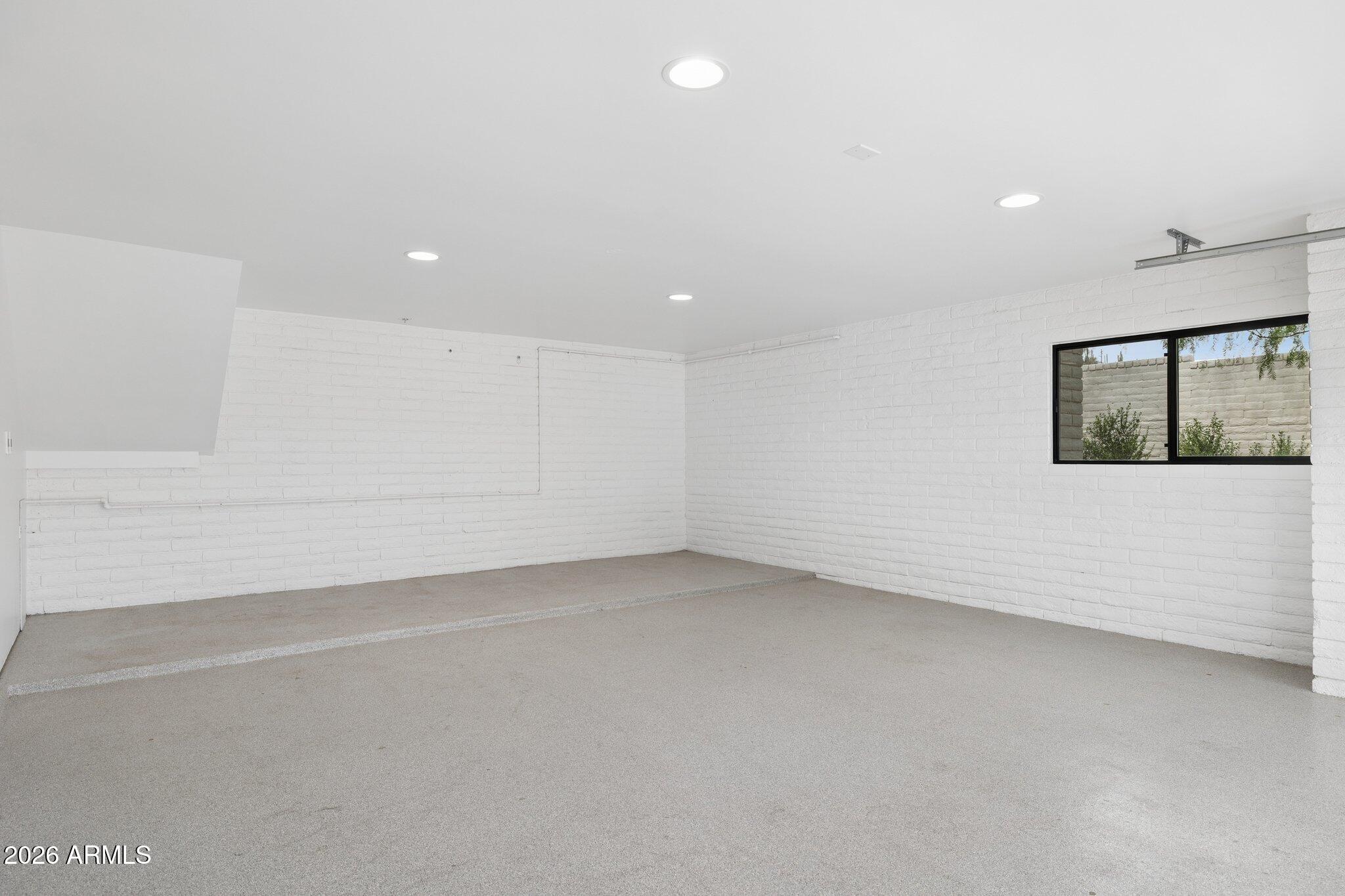 SURREY HILLS - Residential