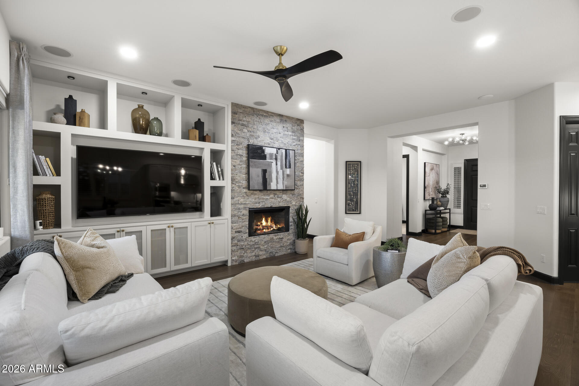 MONTE VISTA - Residential