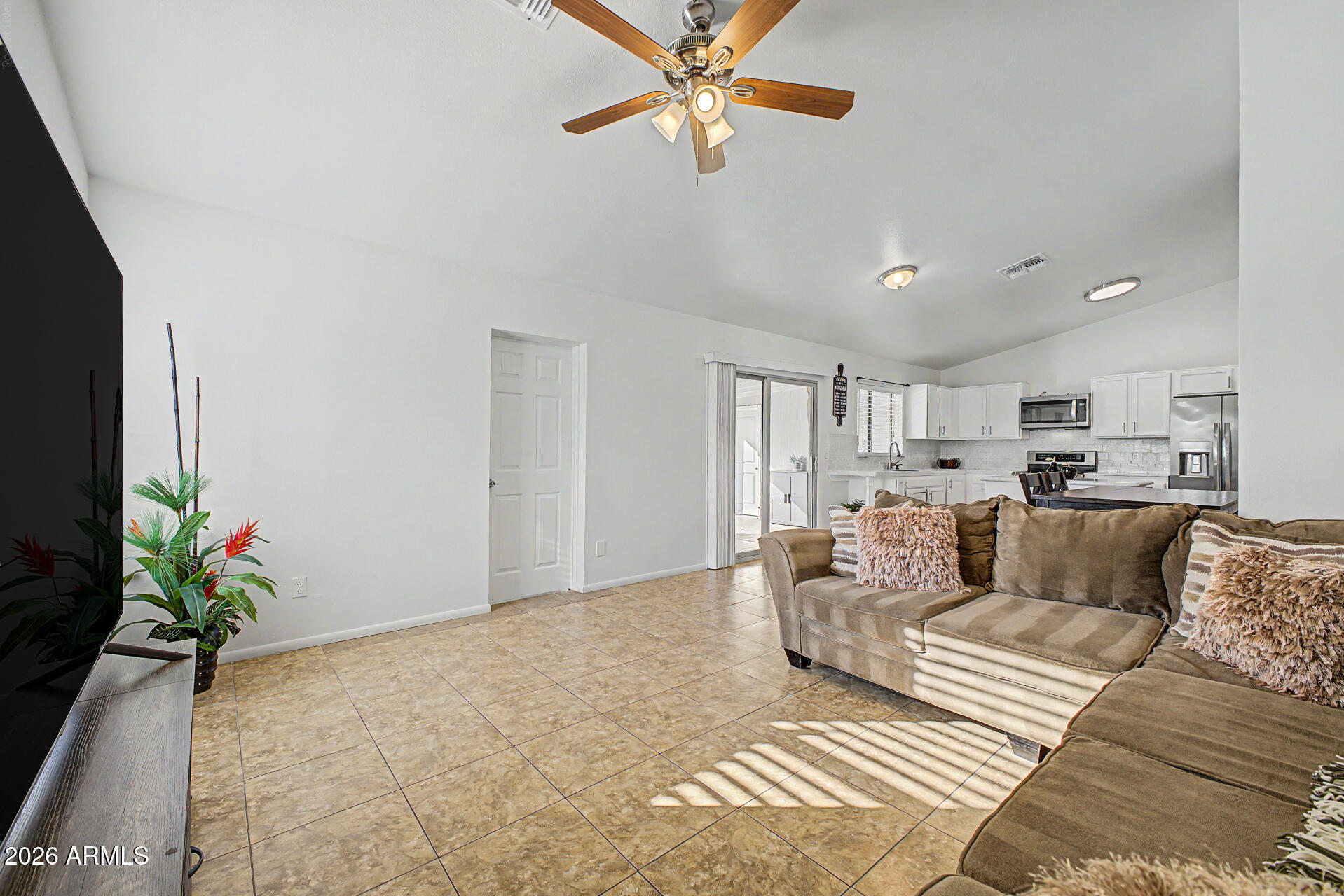 HORIZONS ON CAMELBACK UNIT 2 - Residential