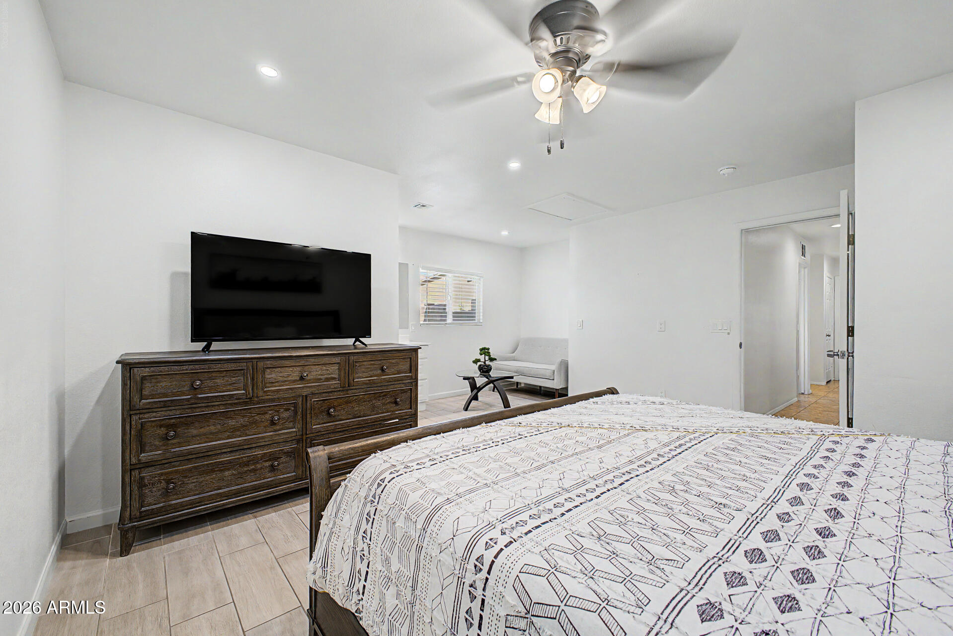 HORIZONS ON CAMELBACK UNIT 2 - Residential