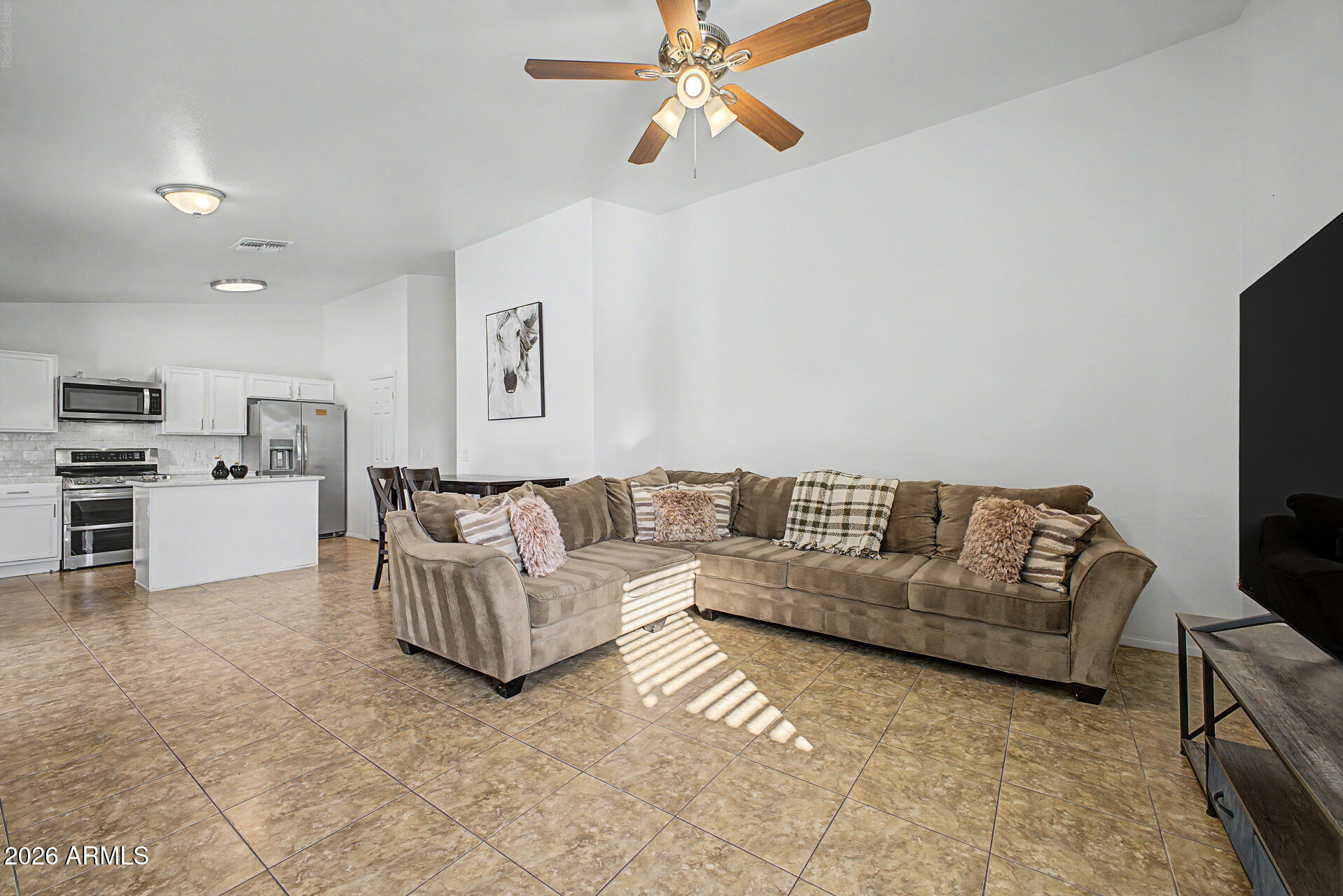 HORIZONS ON CAMELBACK UNIT 2 - Residential