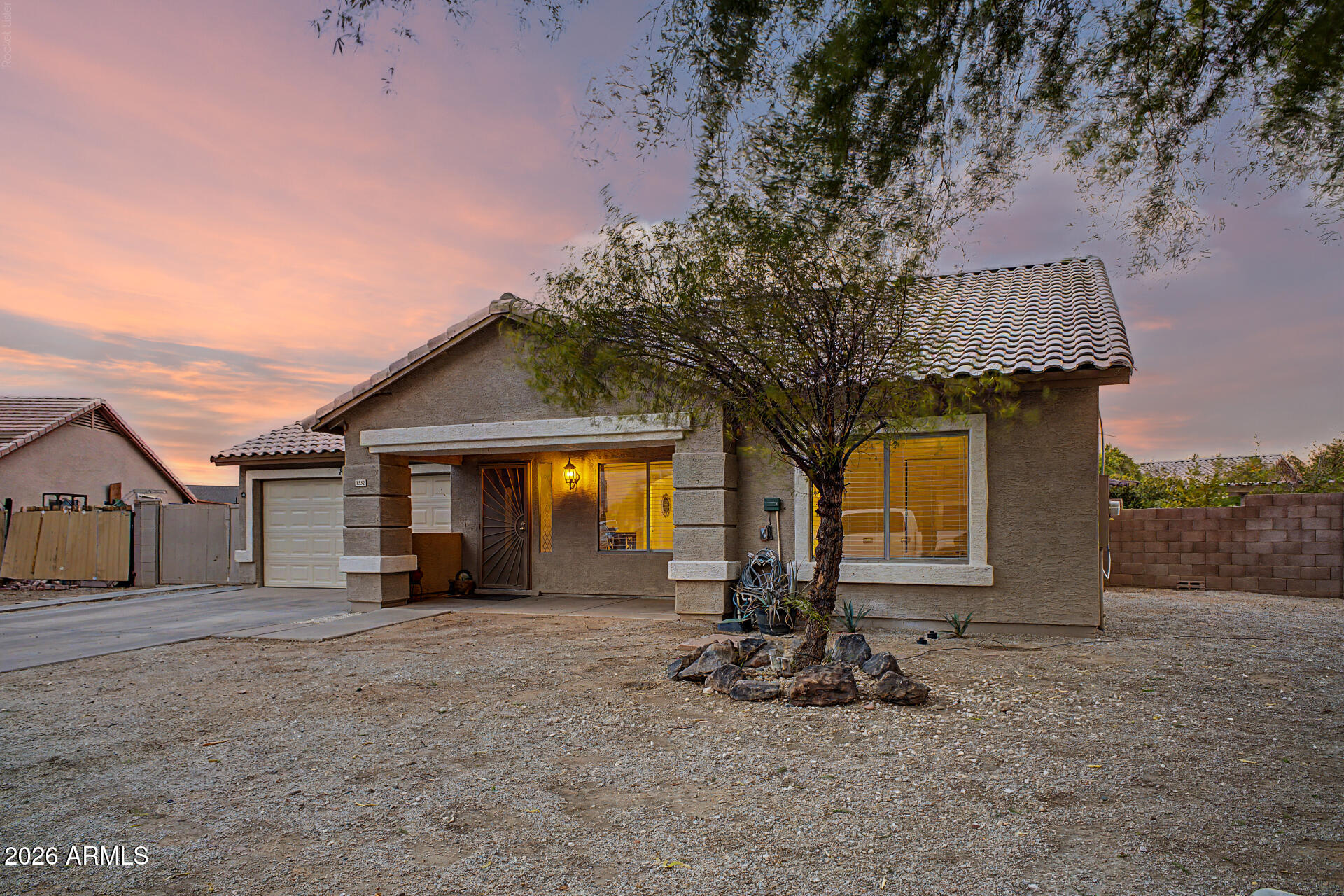 HORIZONS ON CAMELBACK UNIT 2 - Residential