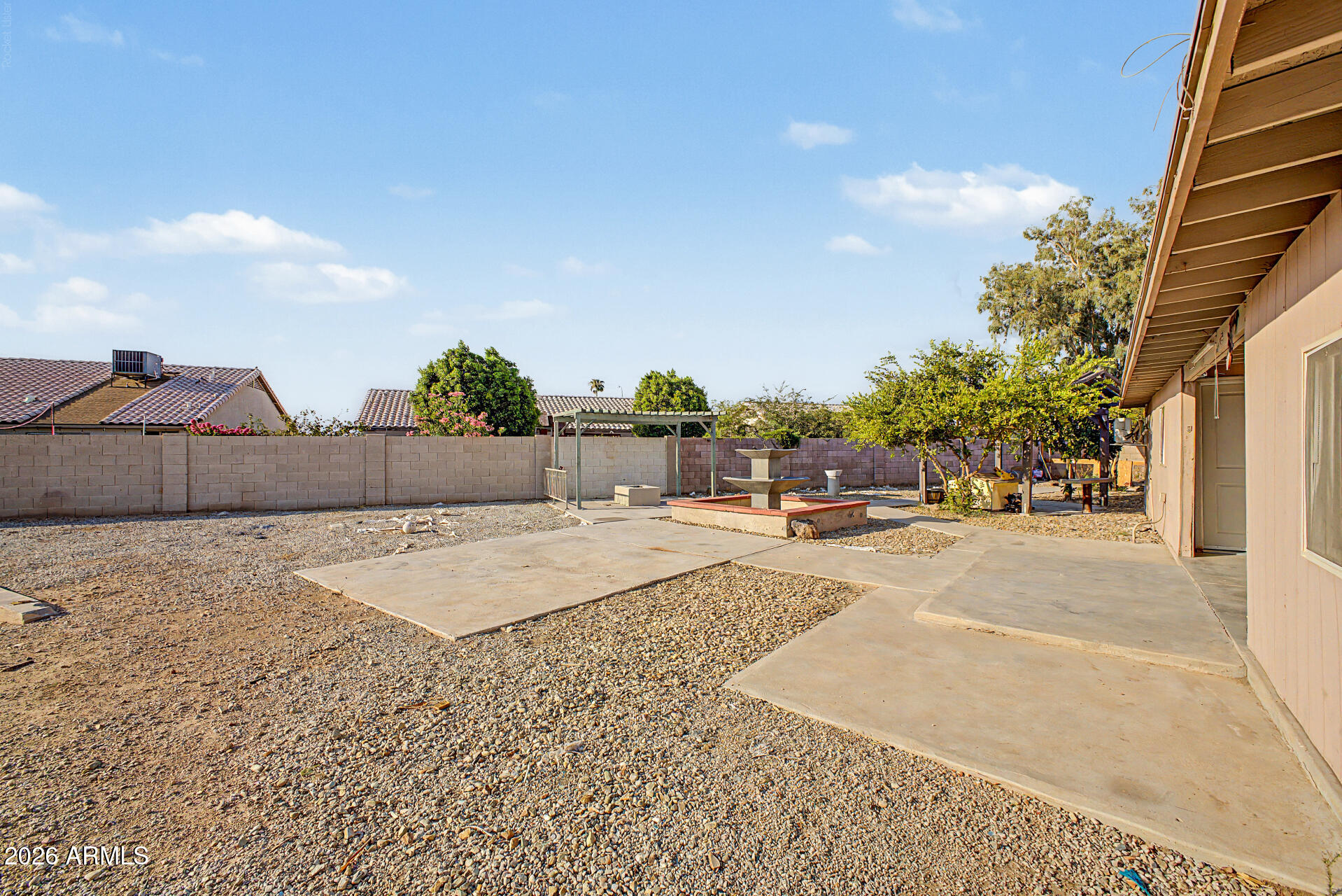 HORIZONS ON CAMELBACK UNIT 2 - Residential