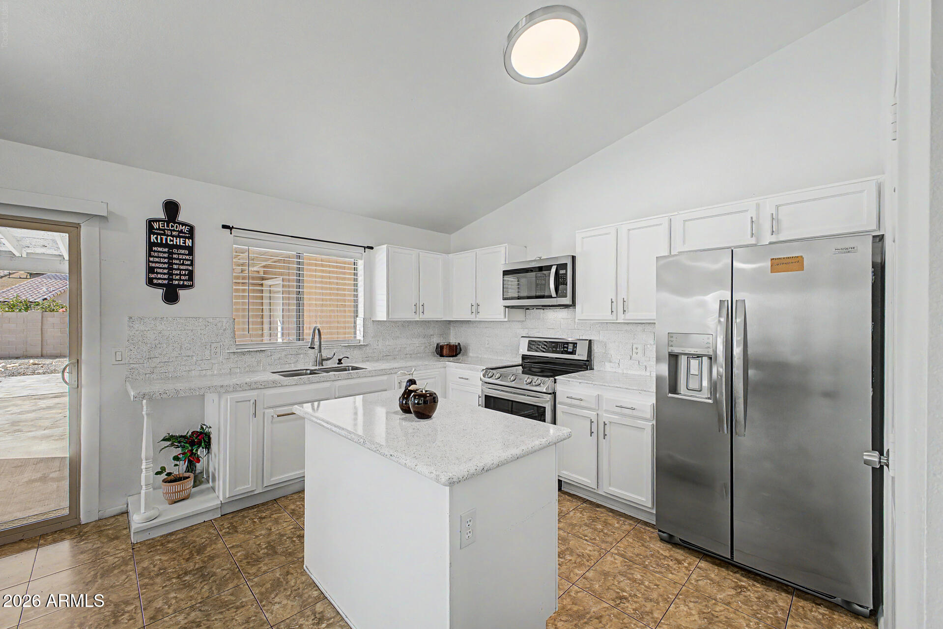 HORIZONS ON CAMELBACK UNIT 2 - Residential