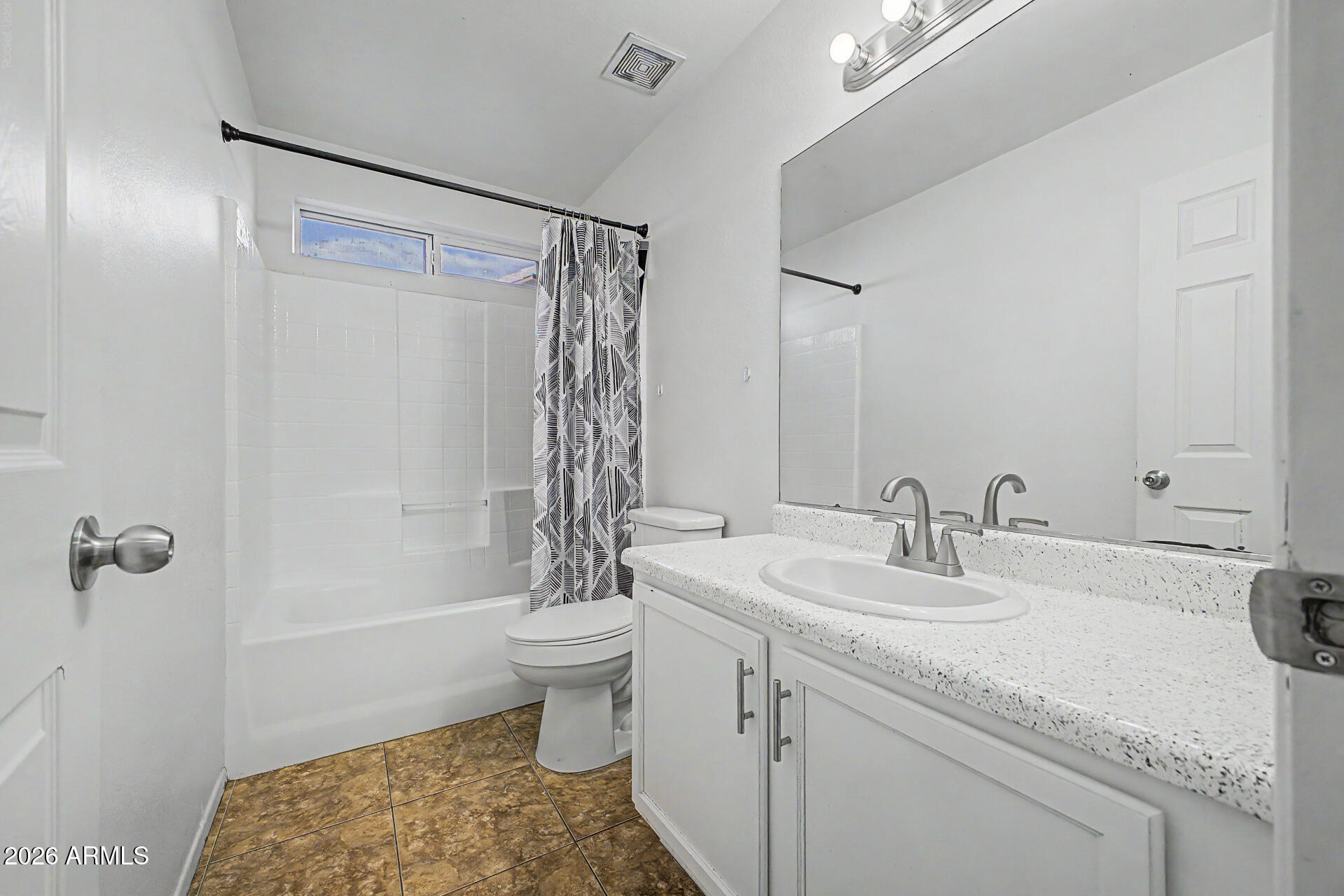 HORIZONS ON CAMELBACK UNIT 2 - Residential
