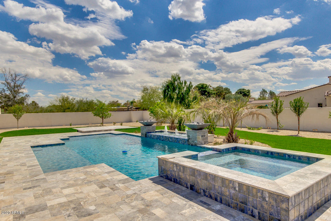 LA JOLLA ACRES 2 - Residential