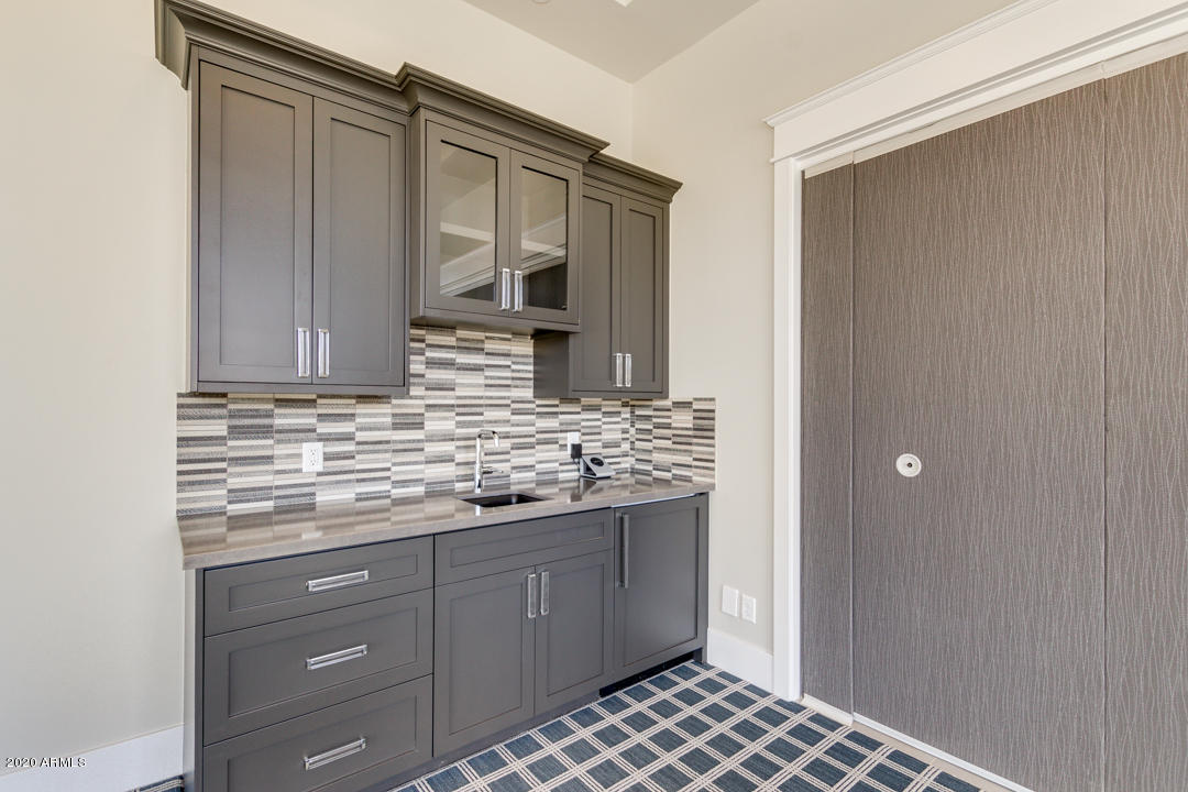 LA JOLLA ACRES 2 - Residential