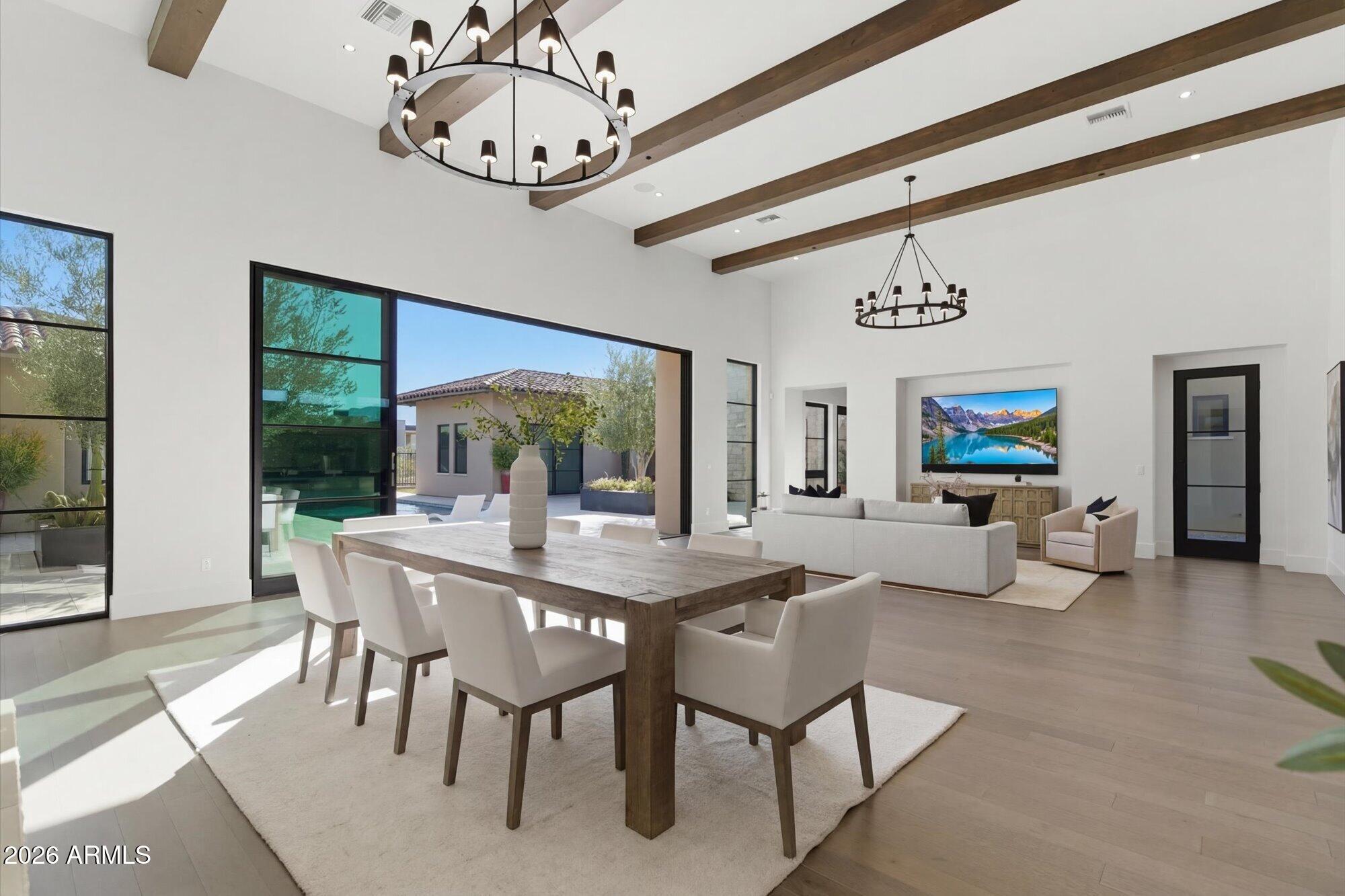 WHITE HORSE - Residential