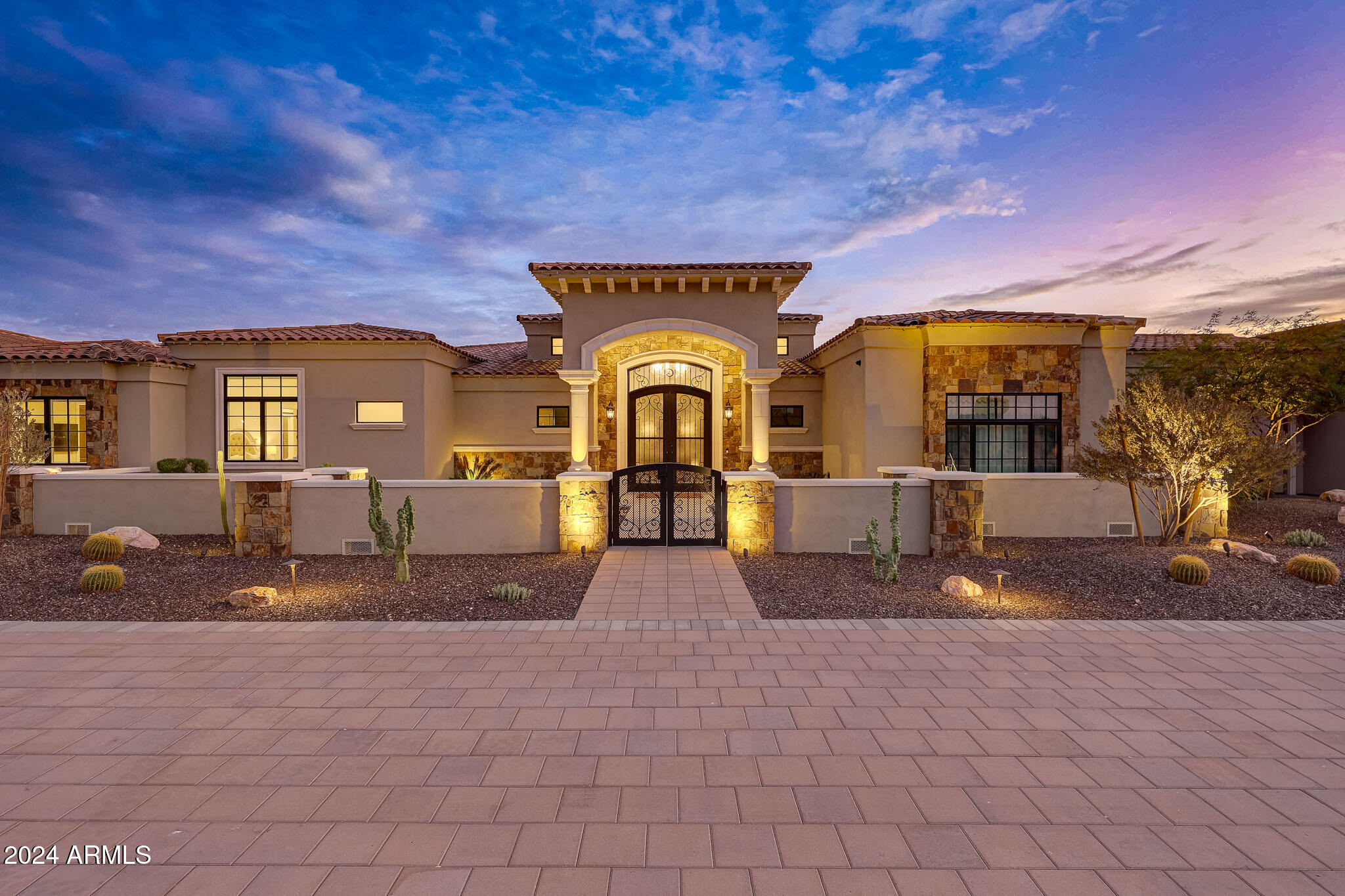 TROON CANYON ESTATES - Residential