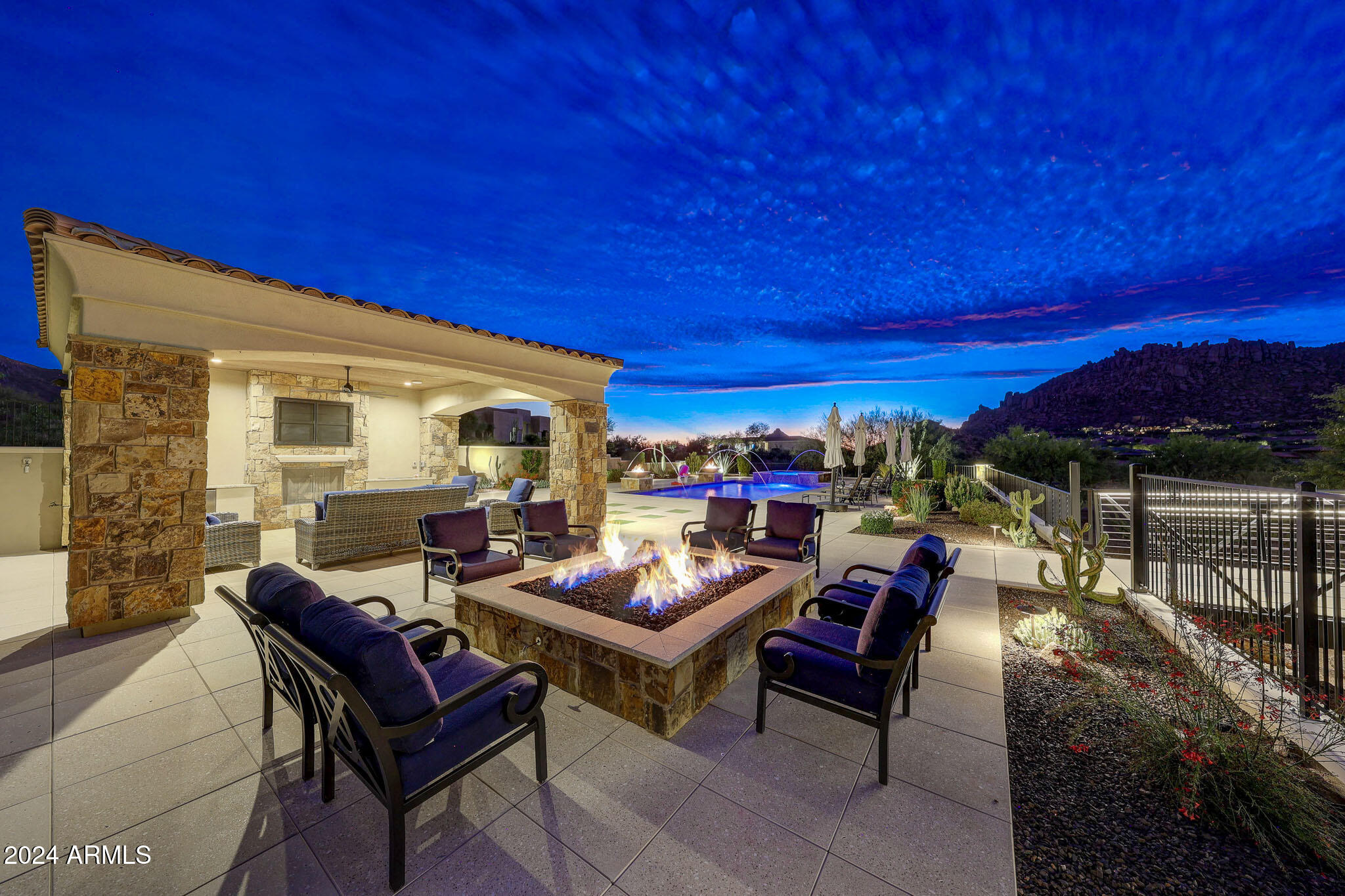 TROON CANYON ESTATES - Residential